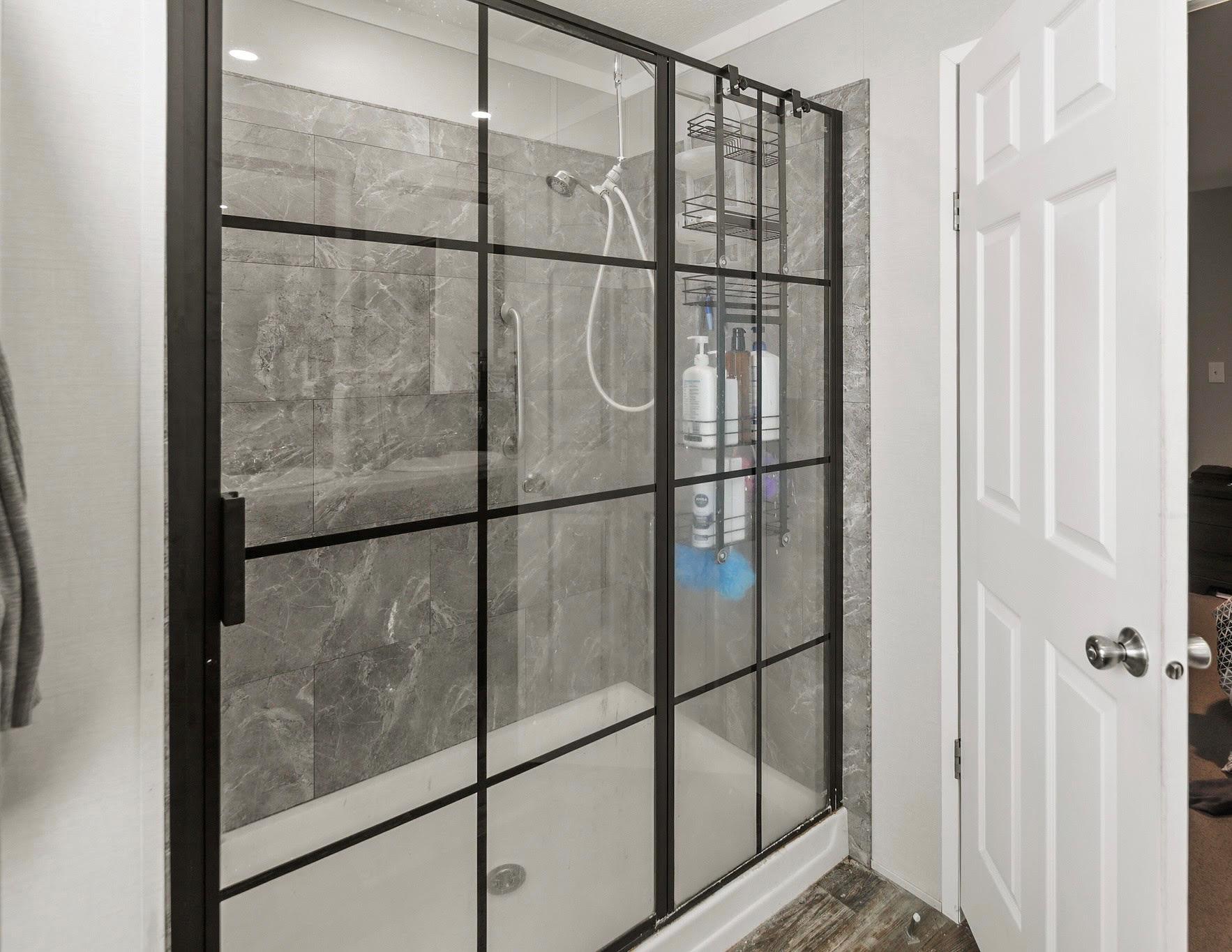 6881 FM 2000, Caldwell, TX 77836