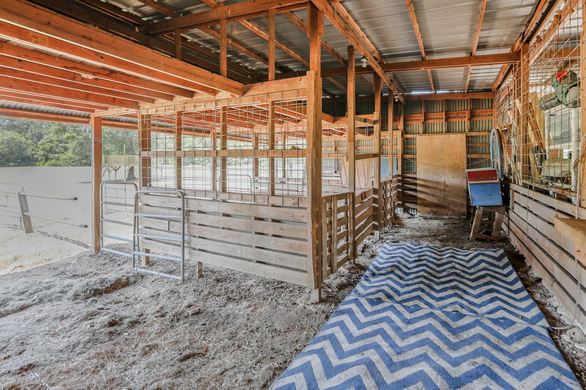 6881 FM 2000, Caldwell, TX 77836