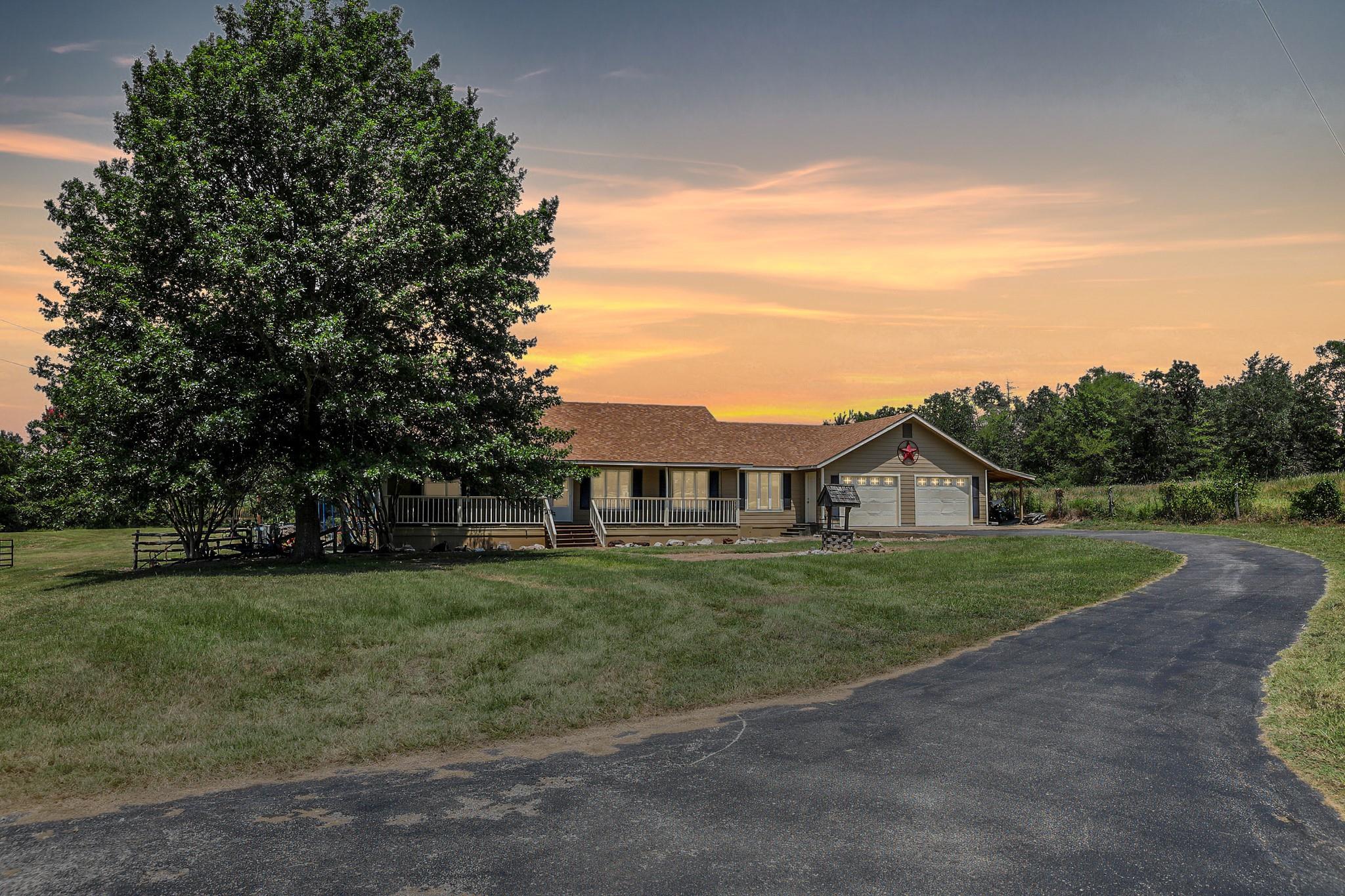 6881 FM 2000, Caldwell, TX 77836