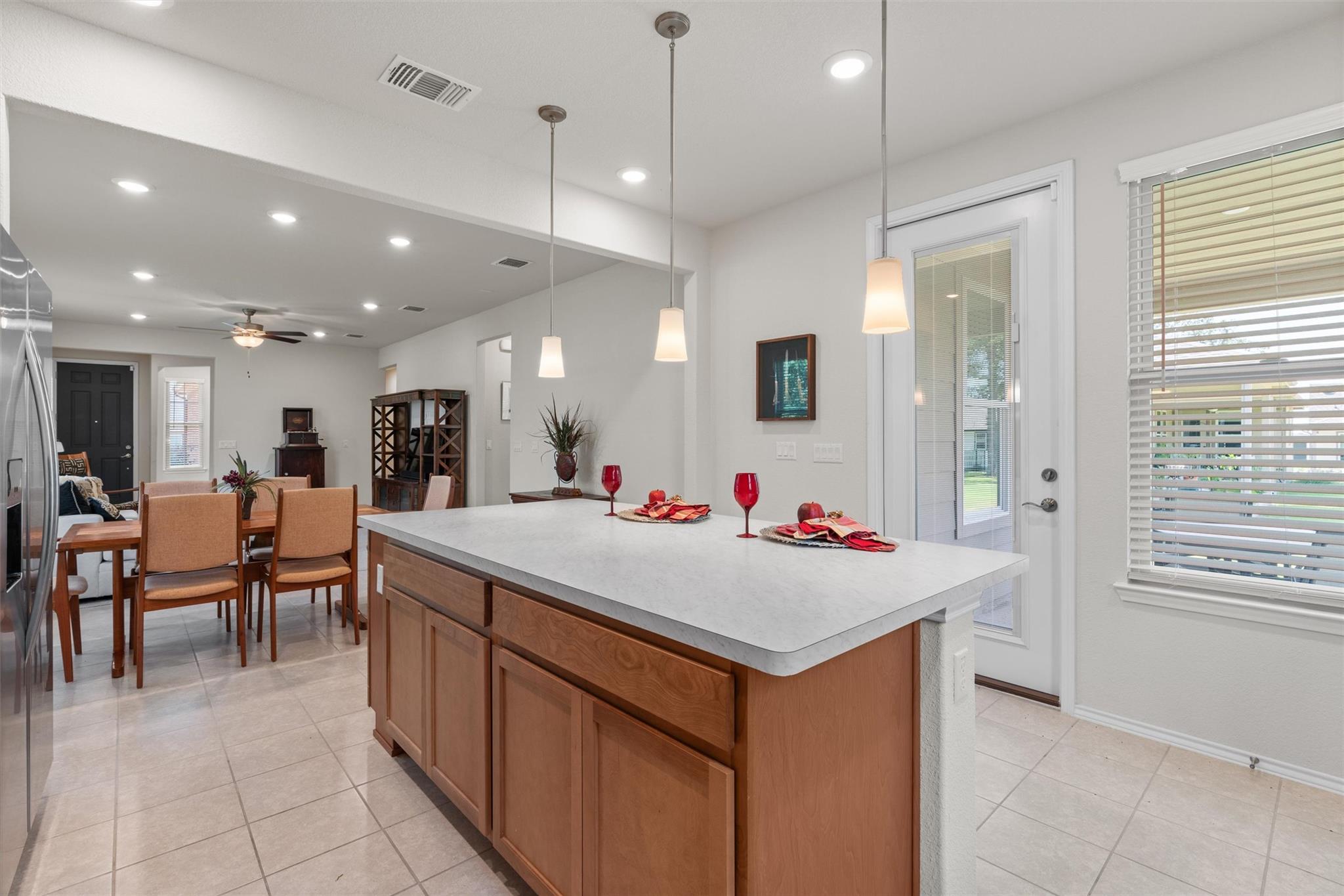 502 Saratoga Ln, Georgetown, TX 78633