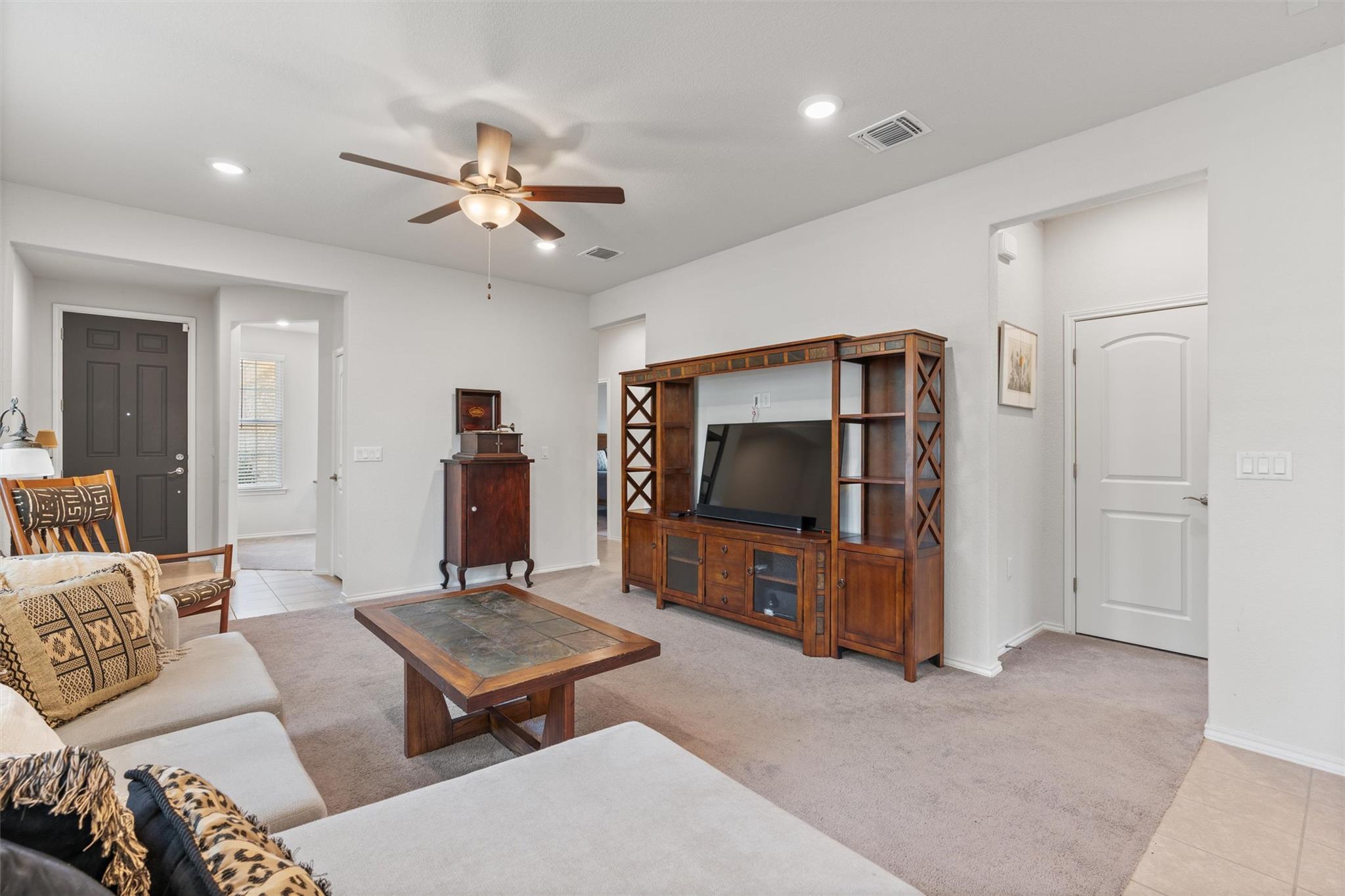 502 Saratoga Ln, Georgetown, TX 78633