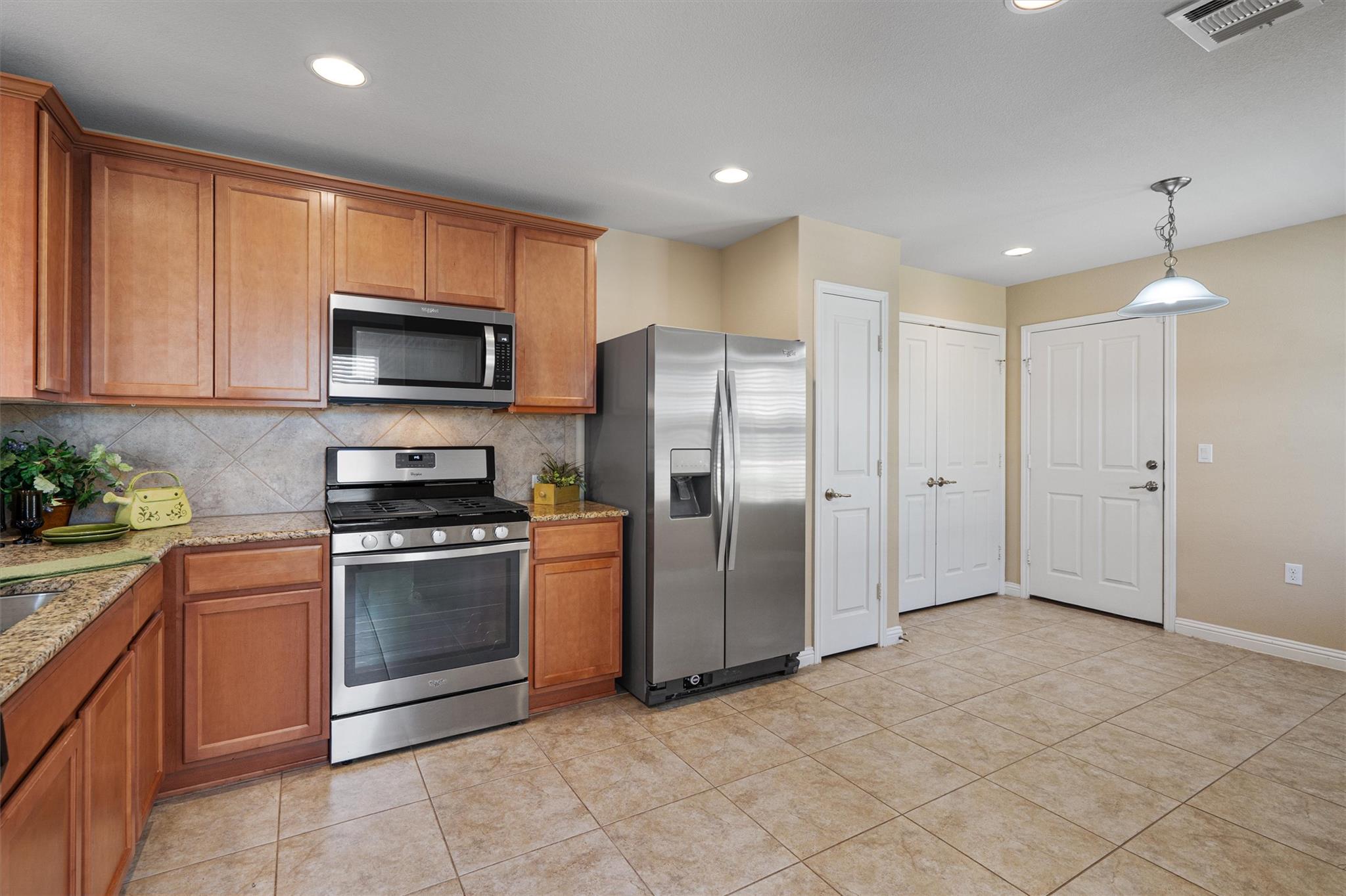 335 Salado Creek Ln, Georgetown, TX 78633