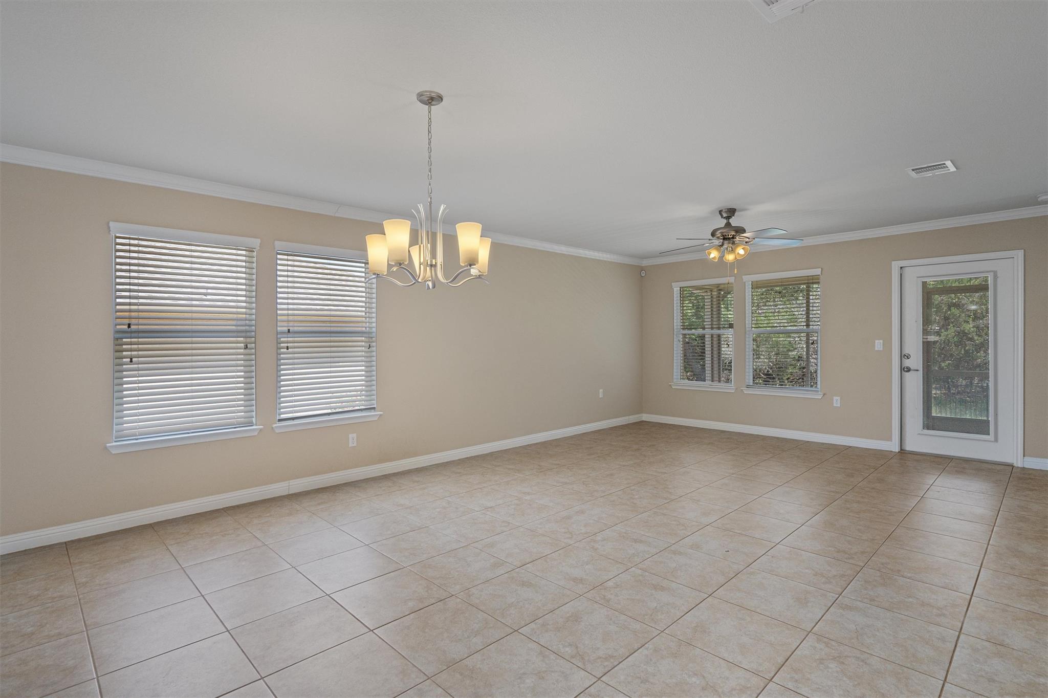 335 Salado Creek Ln, Georgetown, TX 78633