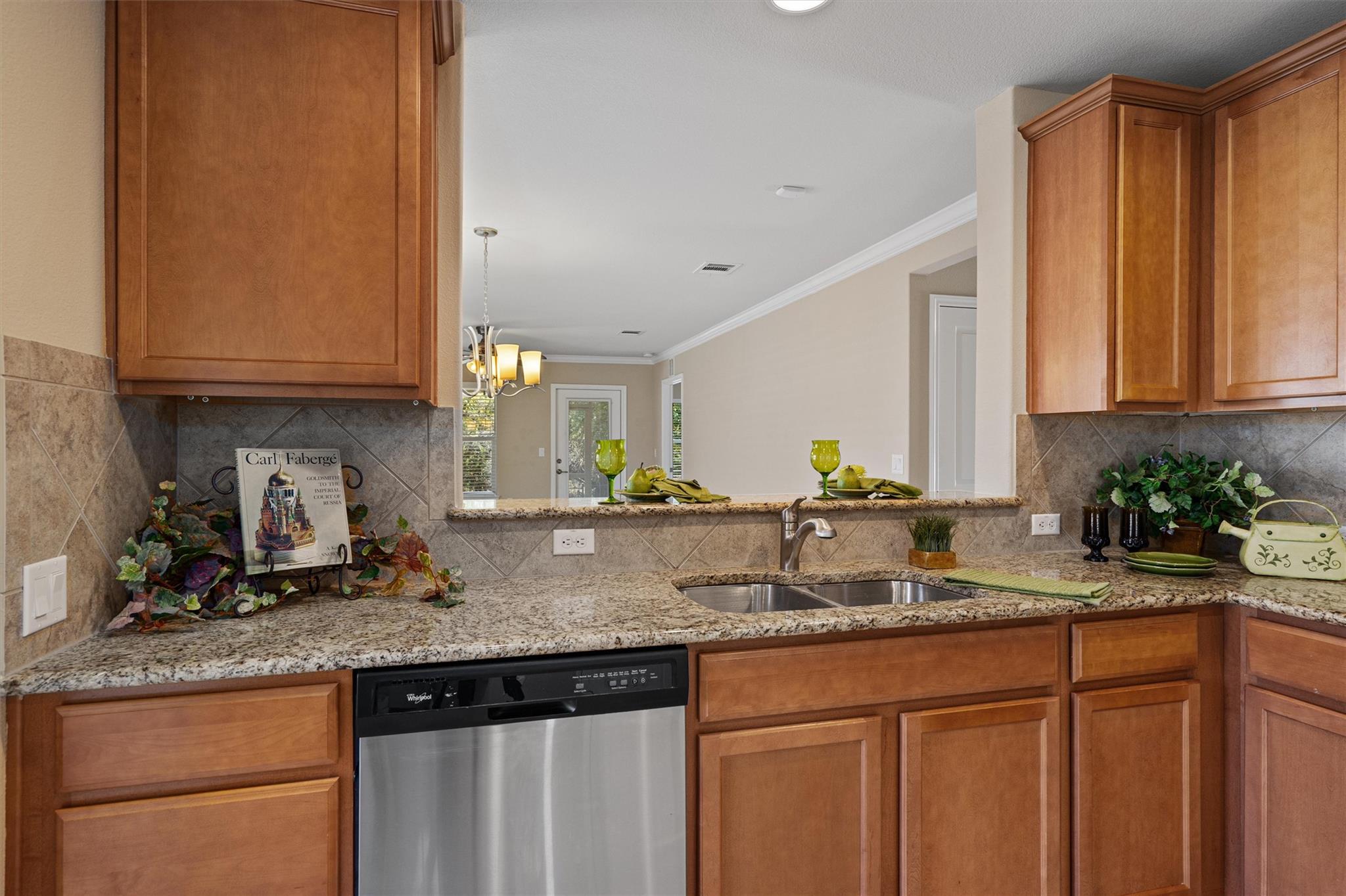 335 Salado Creek Ln, Georgetown, TX 78633