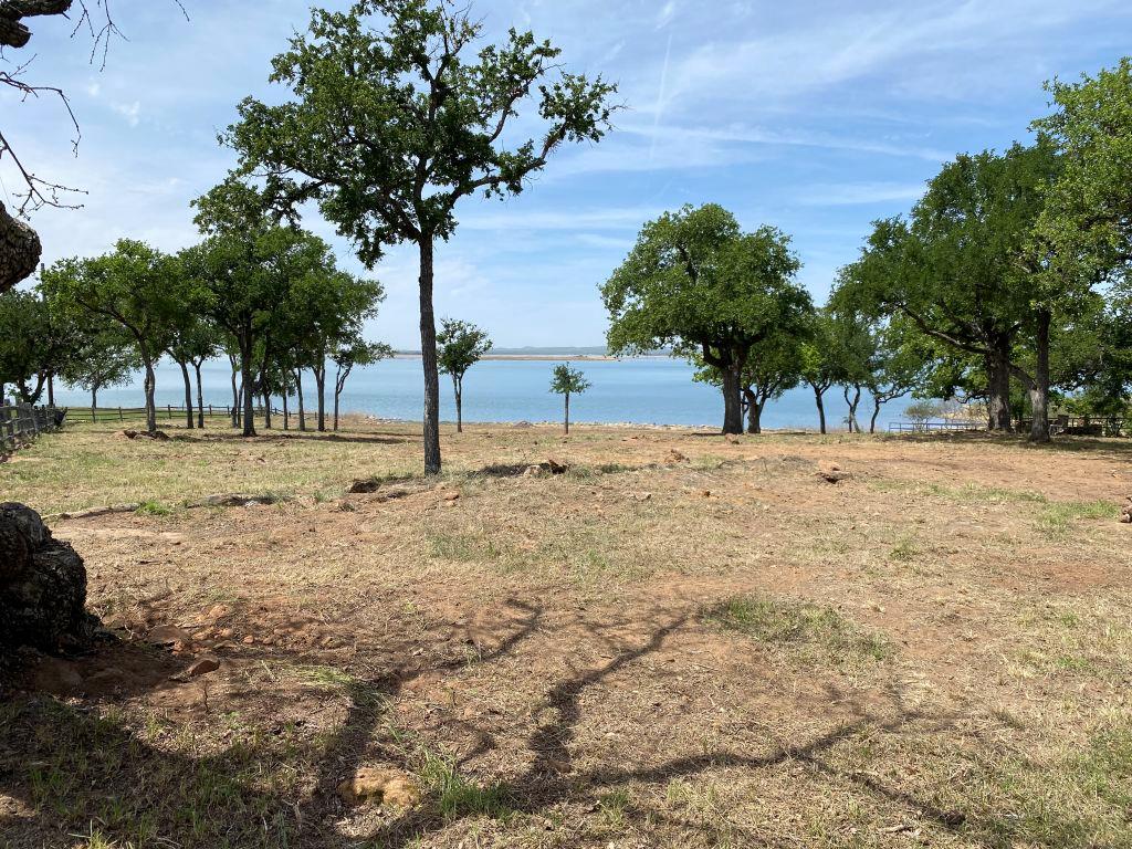 131 Hessie Ave, Burnet, TX 78611