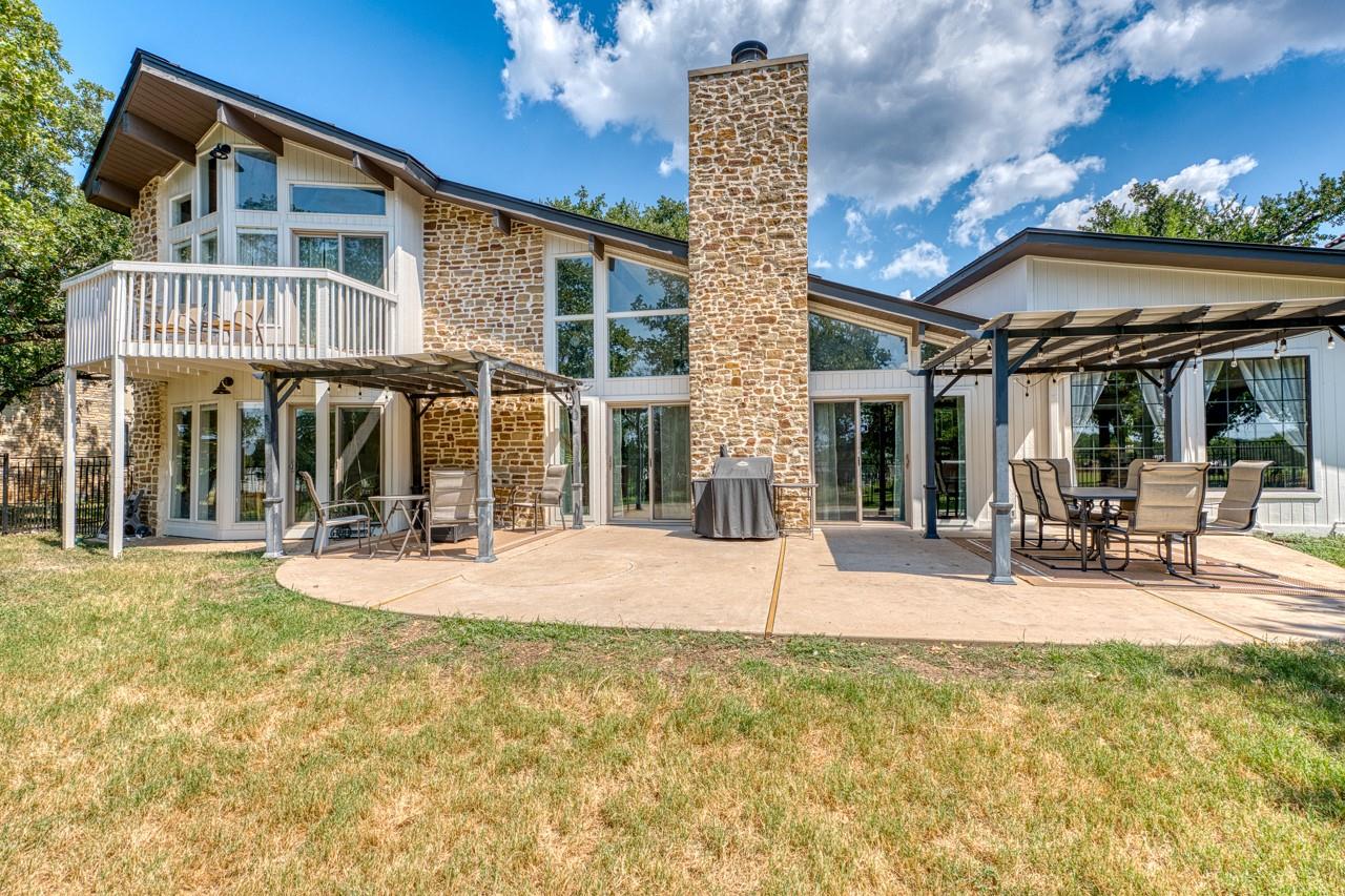 202 N Big Spur, Horseshoe Bay, TX 78657