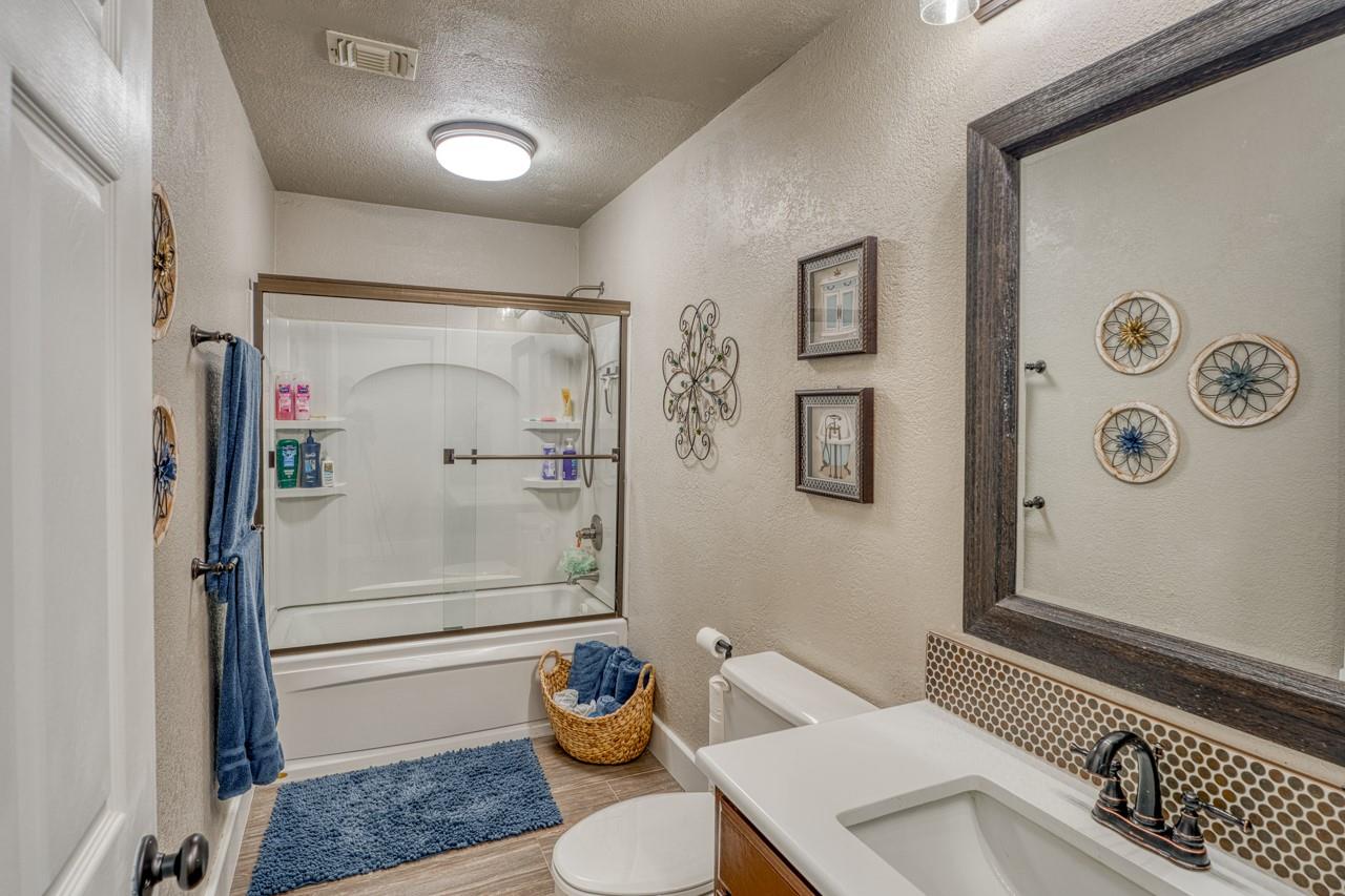 202 N Big Spur, Horseshoe Bay, TX 78657