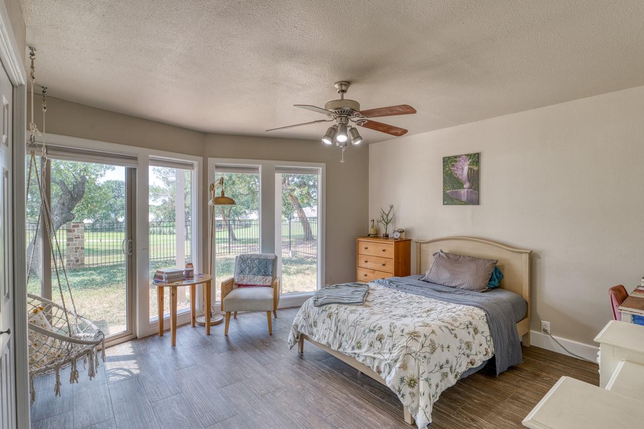 202 N Big Spur, Horseshoe Bay, TX 78657