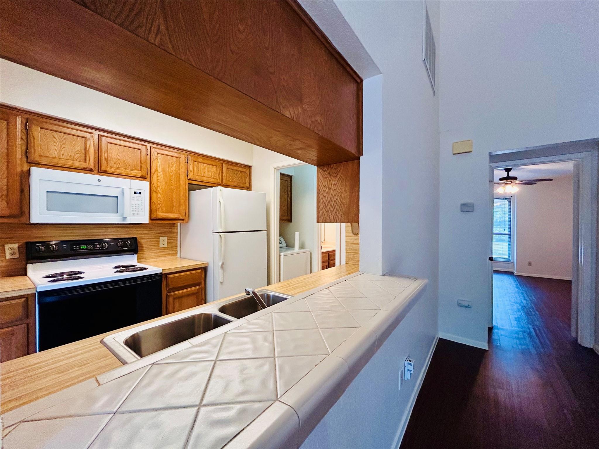 3801 Manchaca Rd # 1, Austin, TX 78704