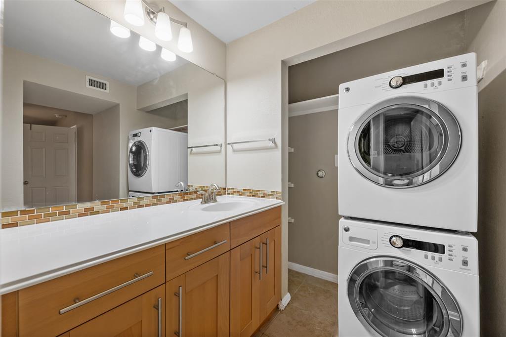 7685 Northcross Dr # 806, Austin, TX 78757