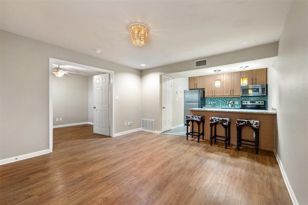 7685 Northcross Dr # 806, Austin, TX 78757