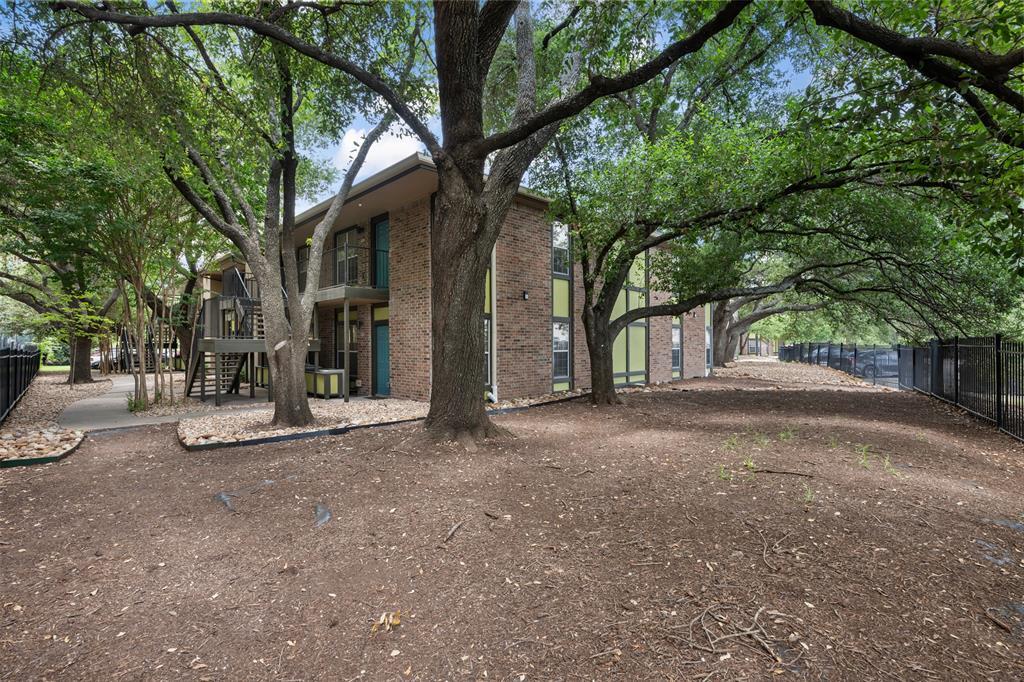 7685 Northcross Dr # 806, Austin, TX 78757