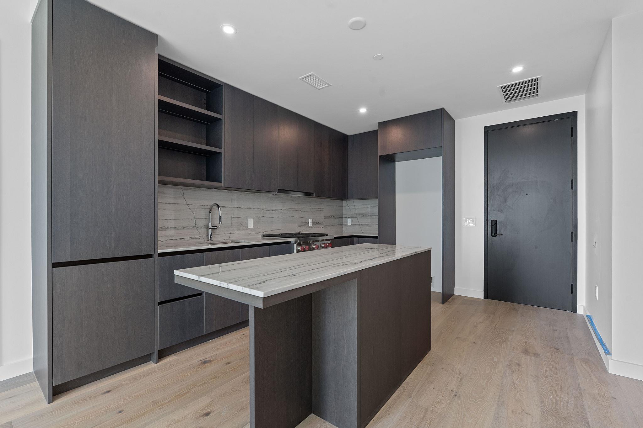 610 Davis St # 3004, Austin, TX 78701