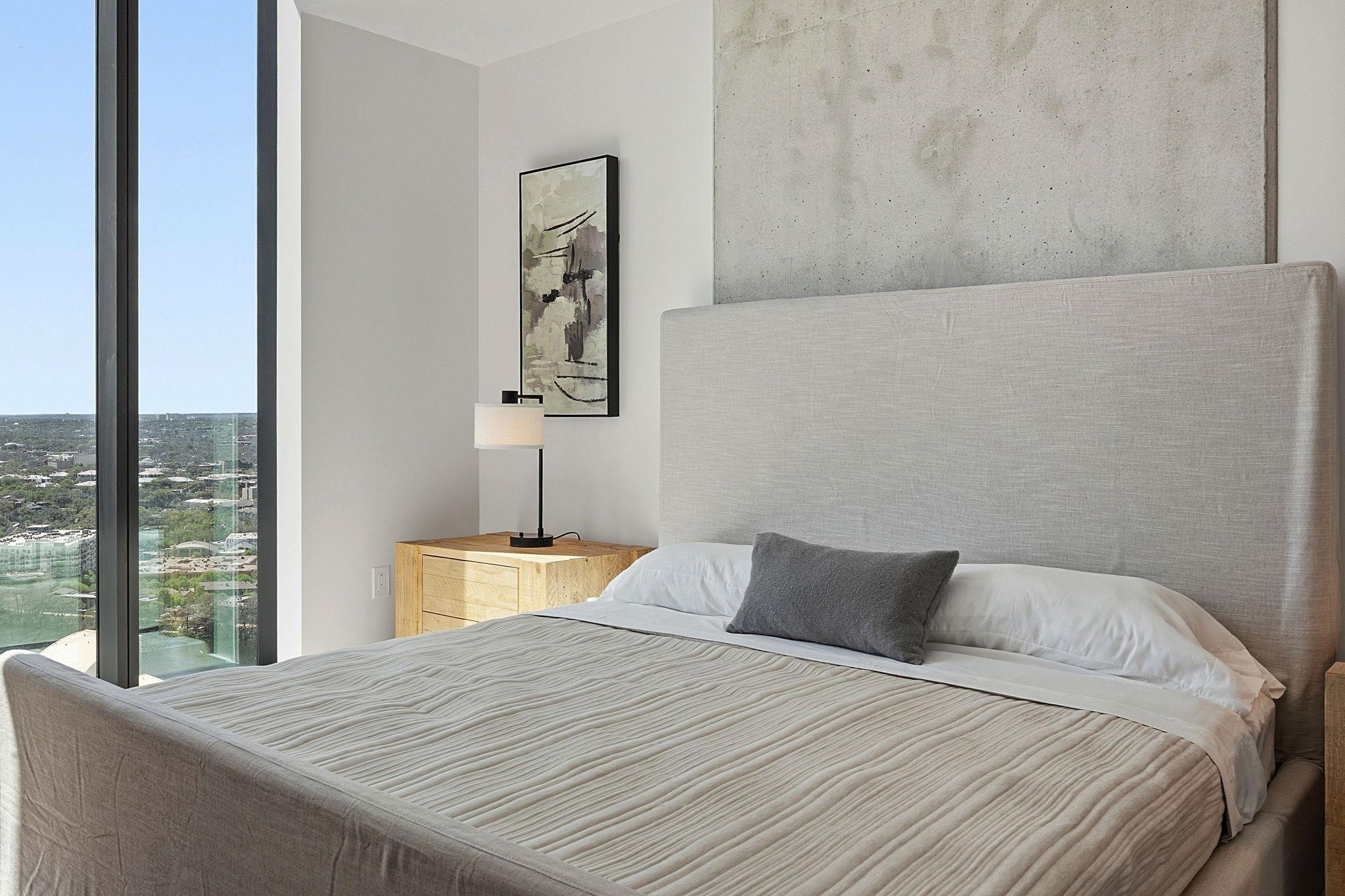 610 Davis St # 3004, Austin, TX 78701