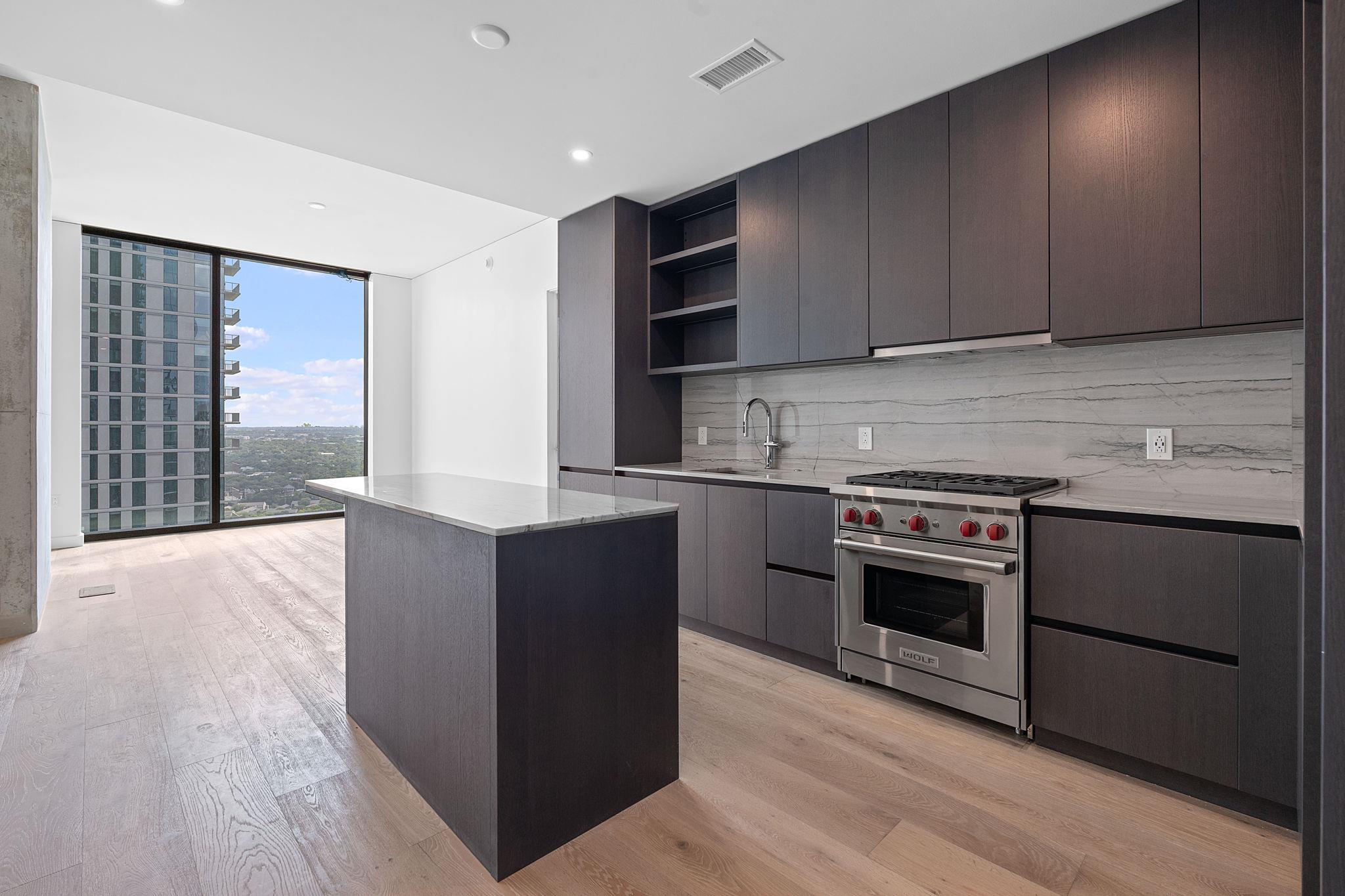 610 Davis St # 3004, Austin, TX 78701