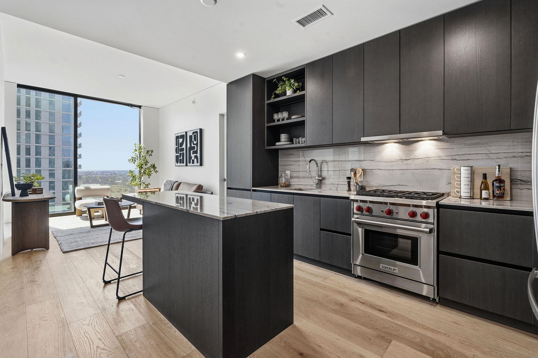 610 Davis St # 3004, Austin, TX 78701