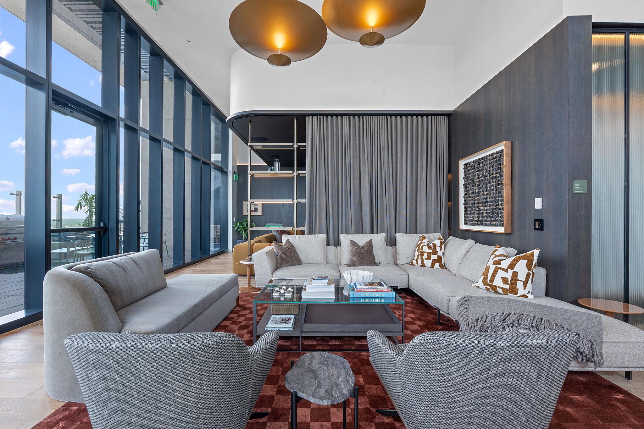 610 Davis St # 3004, Austin, TX 78701