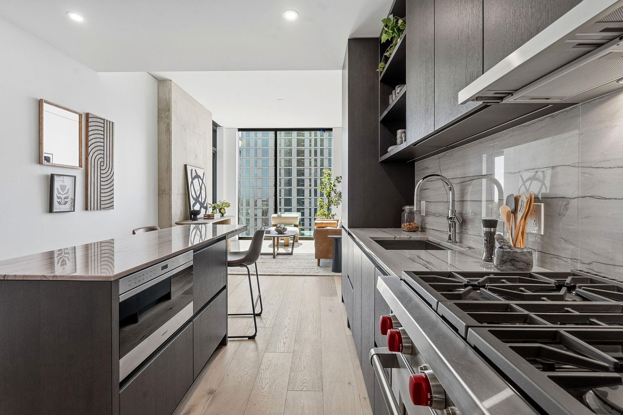 610 Davis St # 3004, Austin, TX 78701