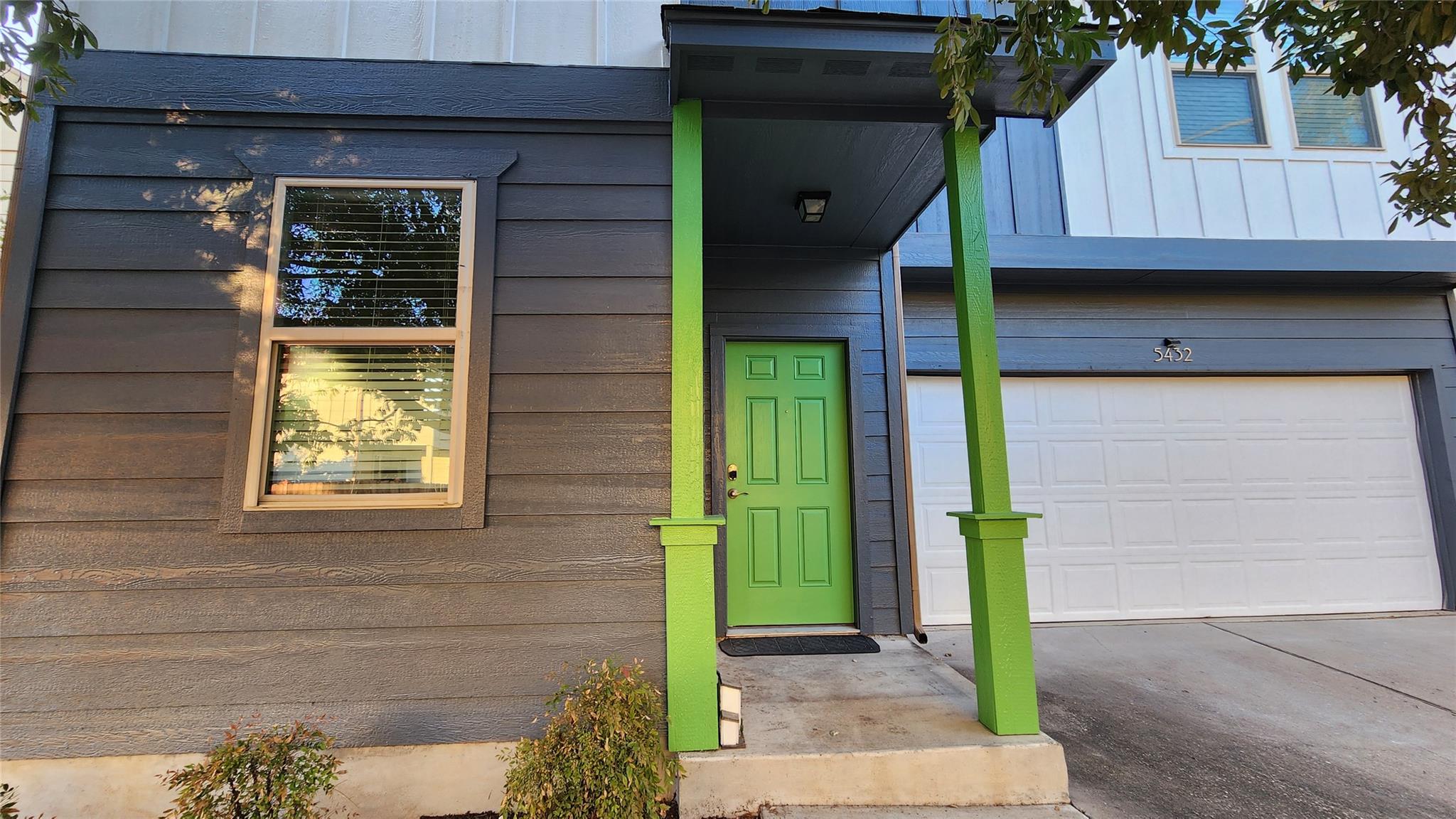 5432 Juniper Junction Ln, Austin, TX 78744