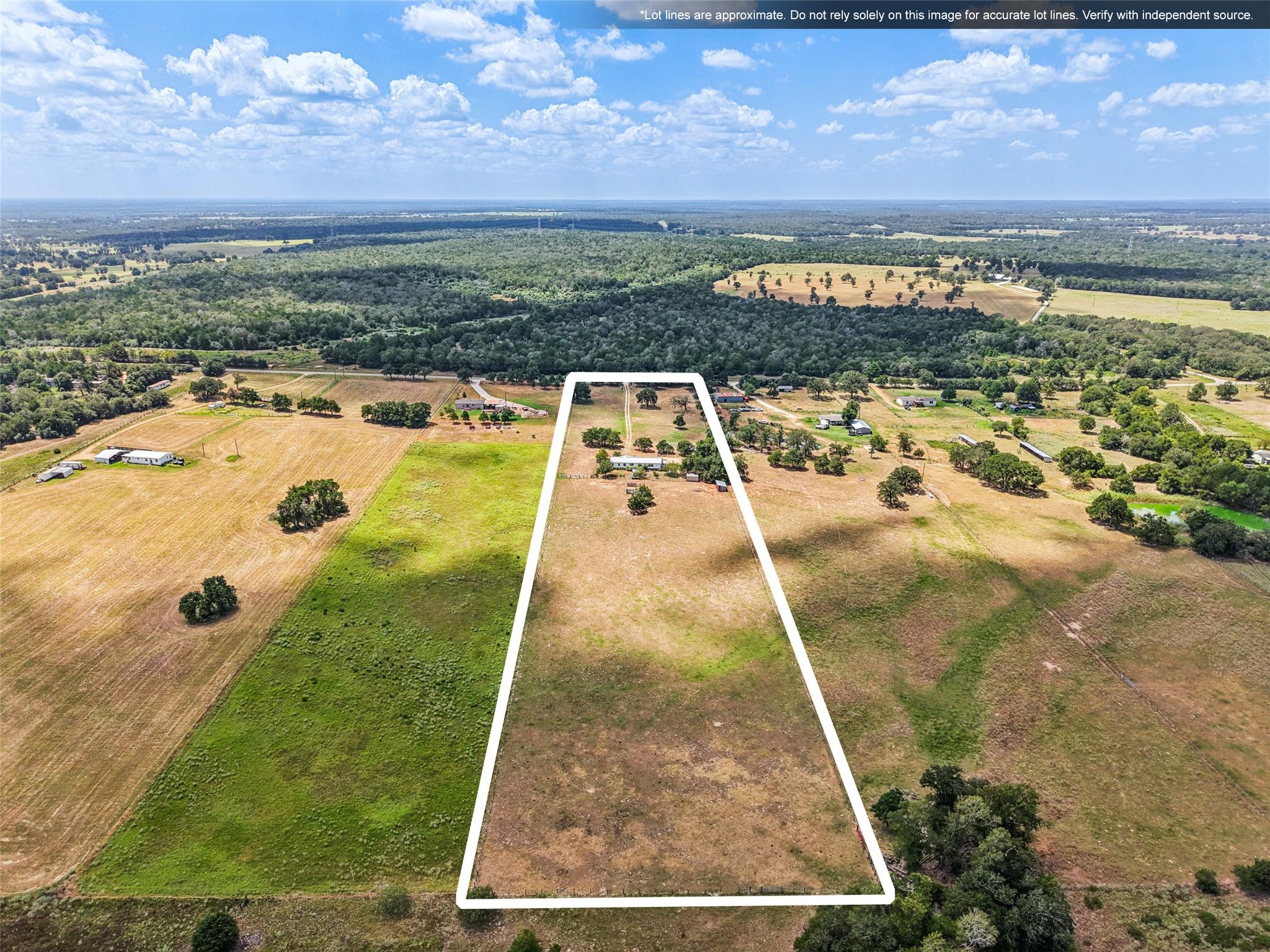 372 Hofferek Rd, Rosanky, TX 78953