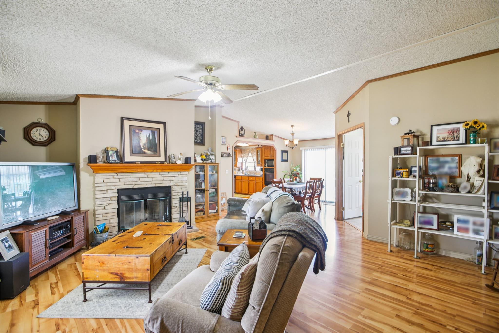 372 Hofferek Rd, Rosanky, TX 78953