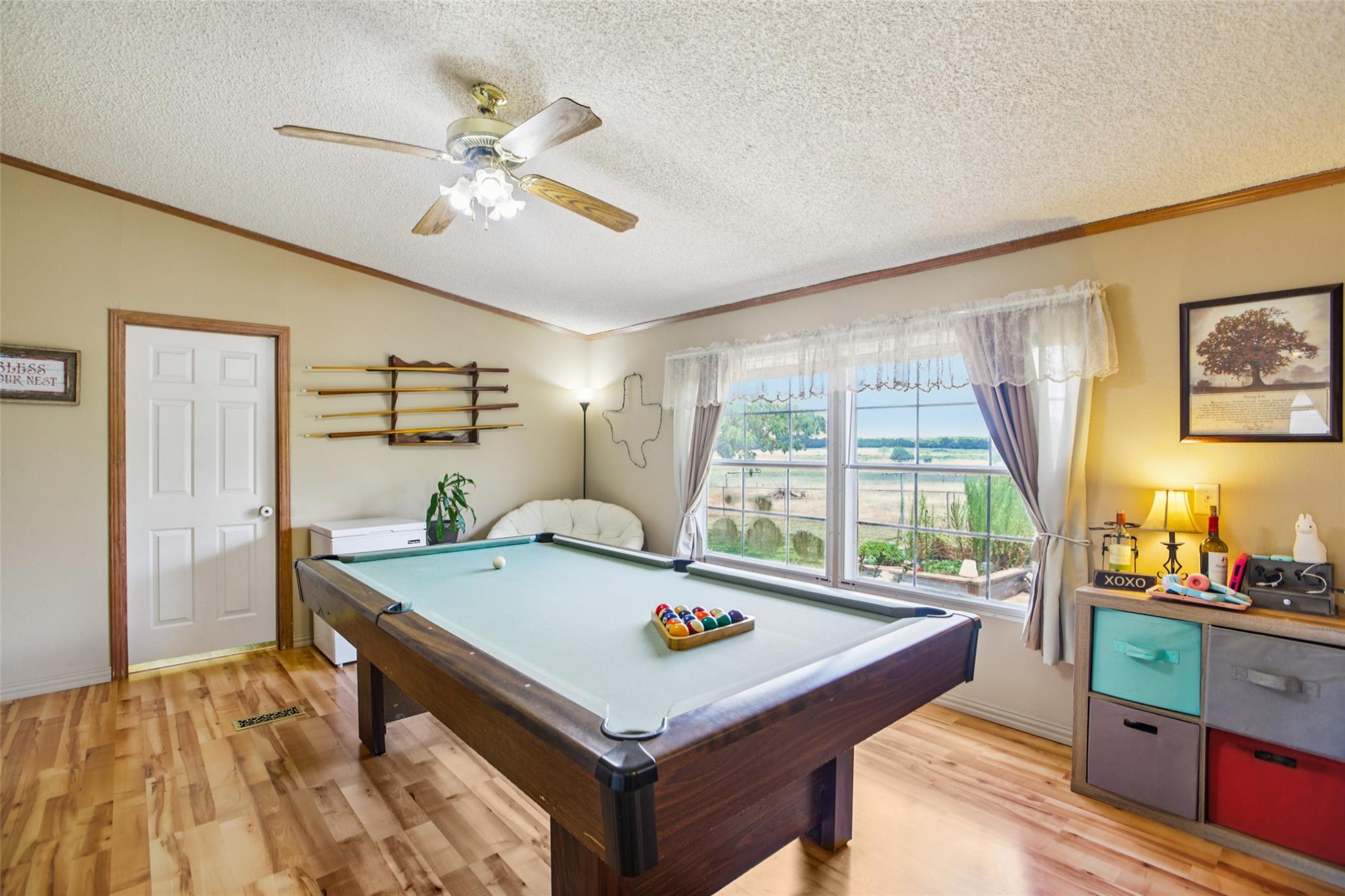 372 Hofferek Rd, Rosanky, TX 78953