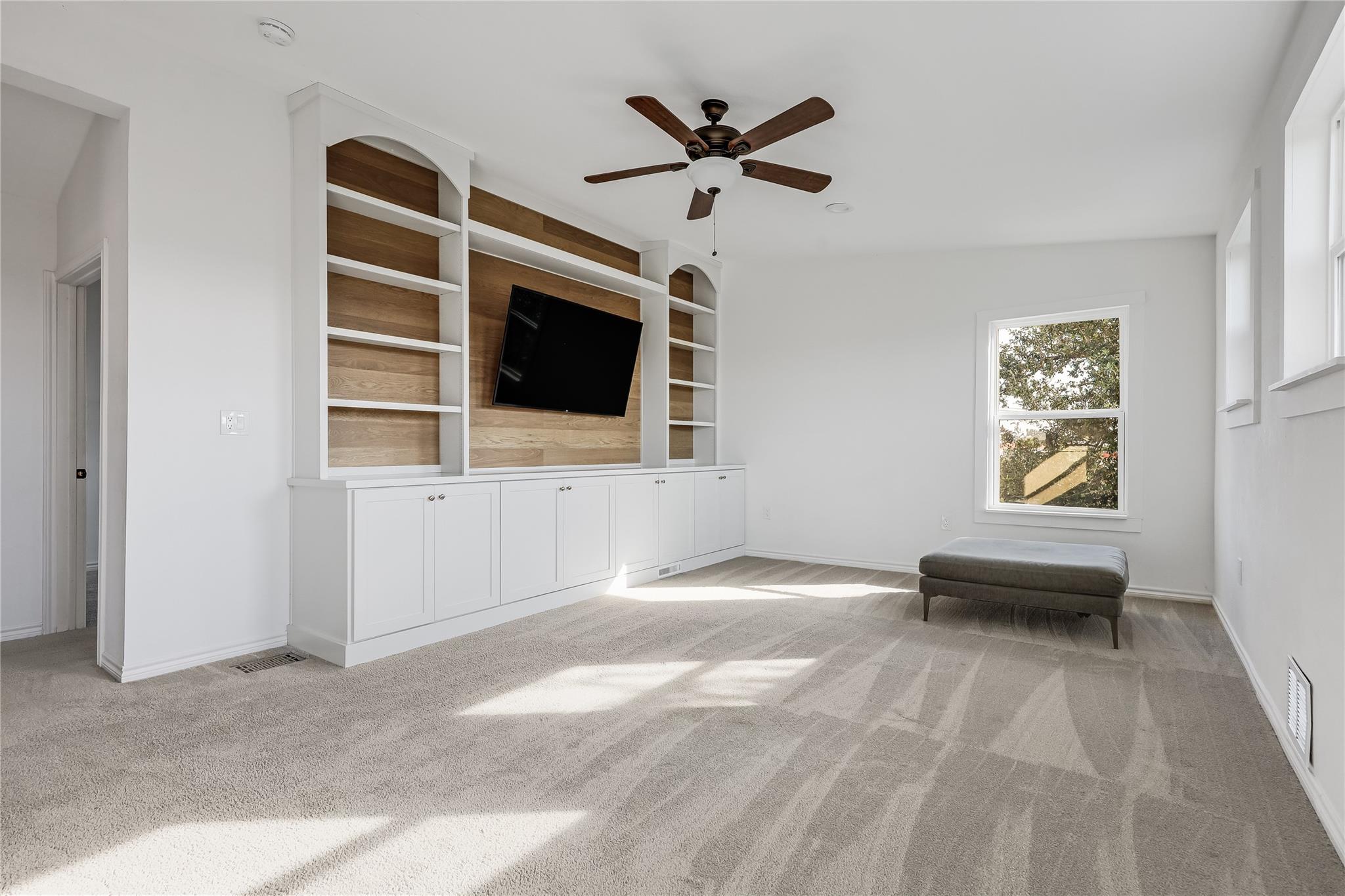 21501 High Dr, Lago Vista, TX 78645