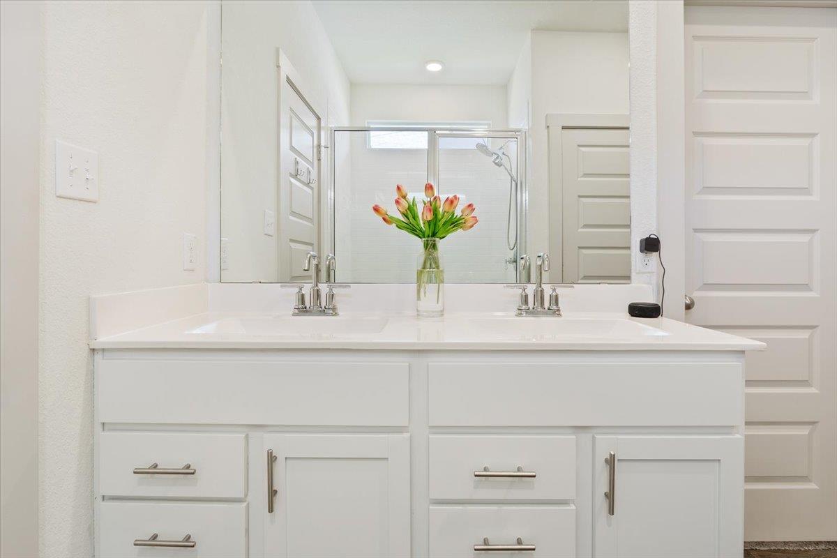 117 Big Sandy Creek Dr, Hutto, TX 78634