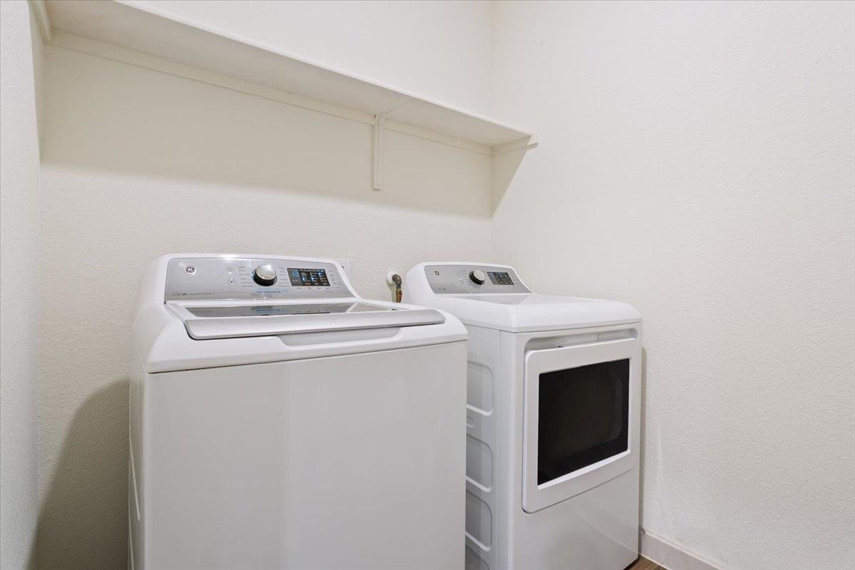 117 Big Sandy Creek Dr, Hutto, TX 78634