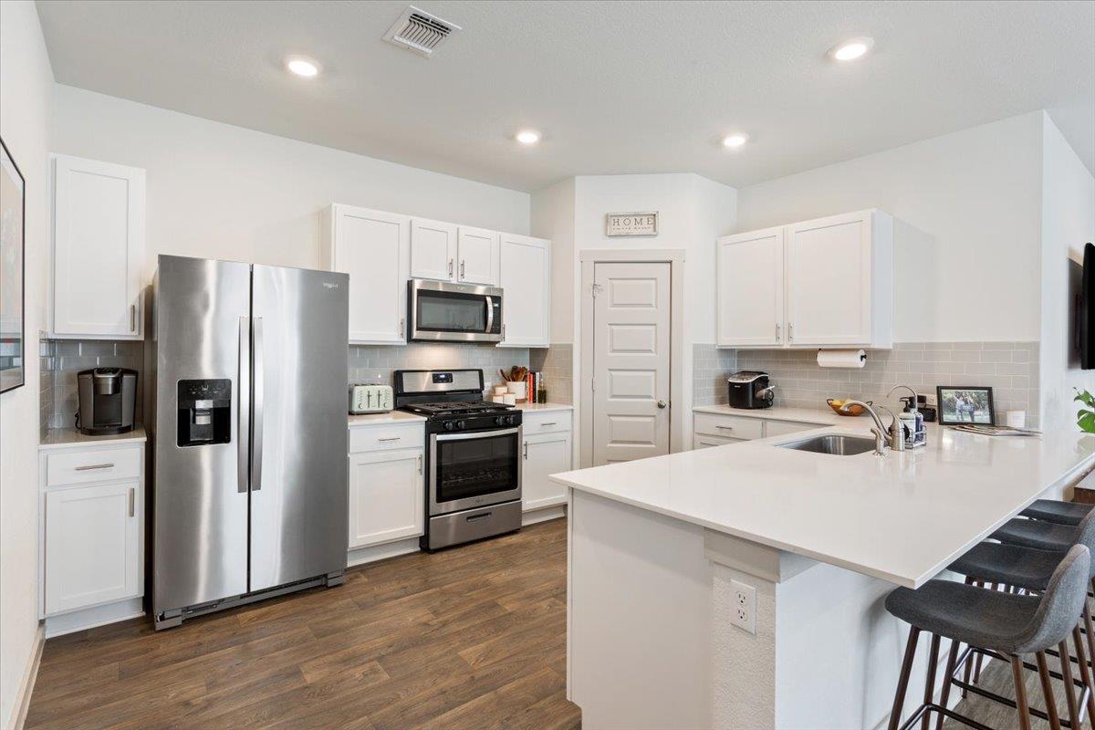 117 Big Sandy Creek Dr, Hutto, TX 78634