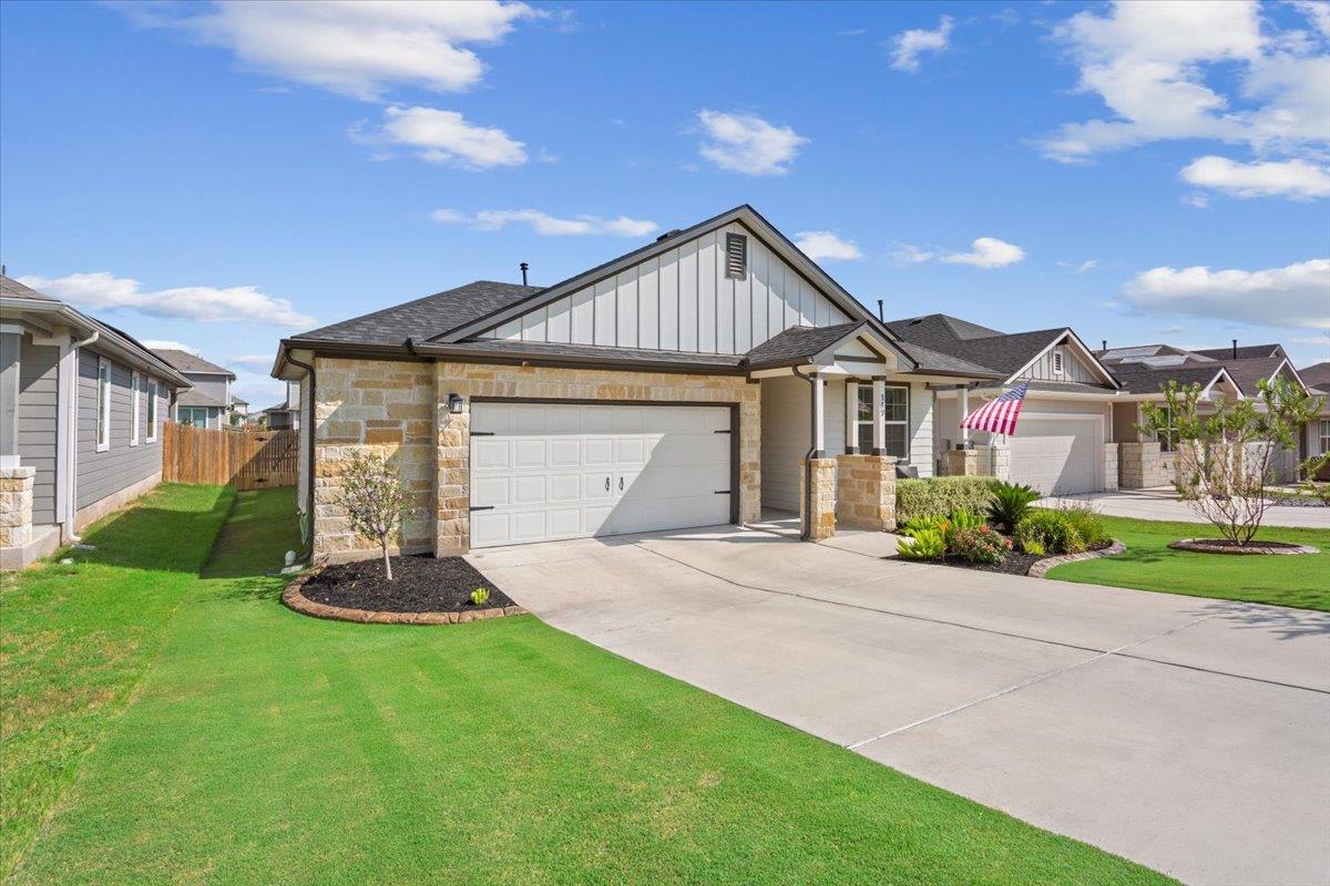 117 Big Sandy Creek Dr, Hutto, TX 78634