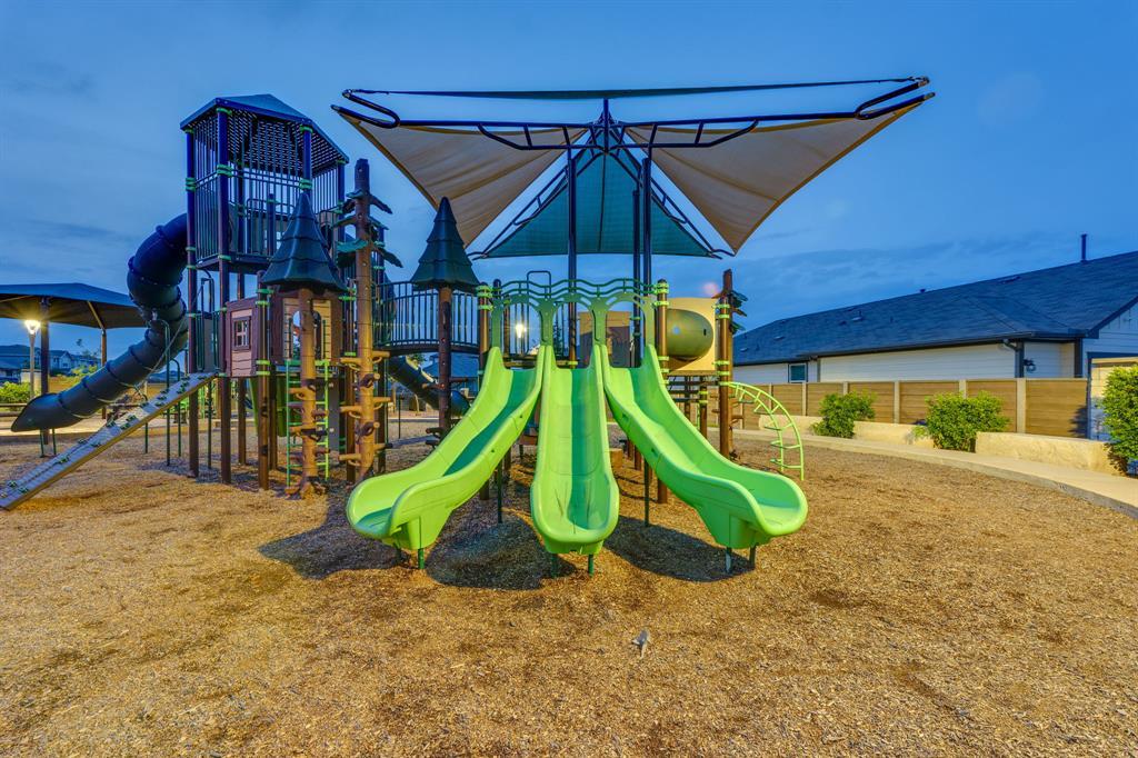 117 Big Sandy Creek Dr, Hutto, TX 78634