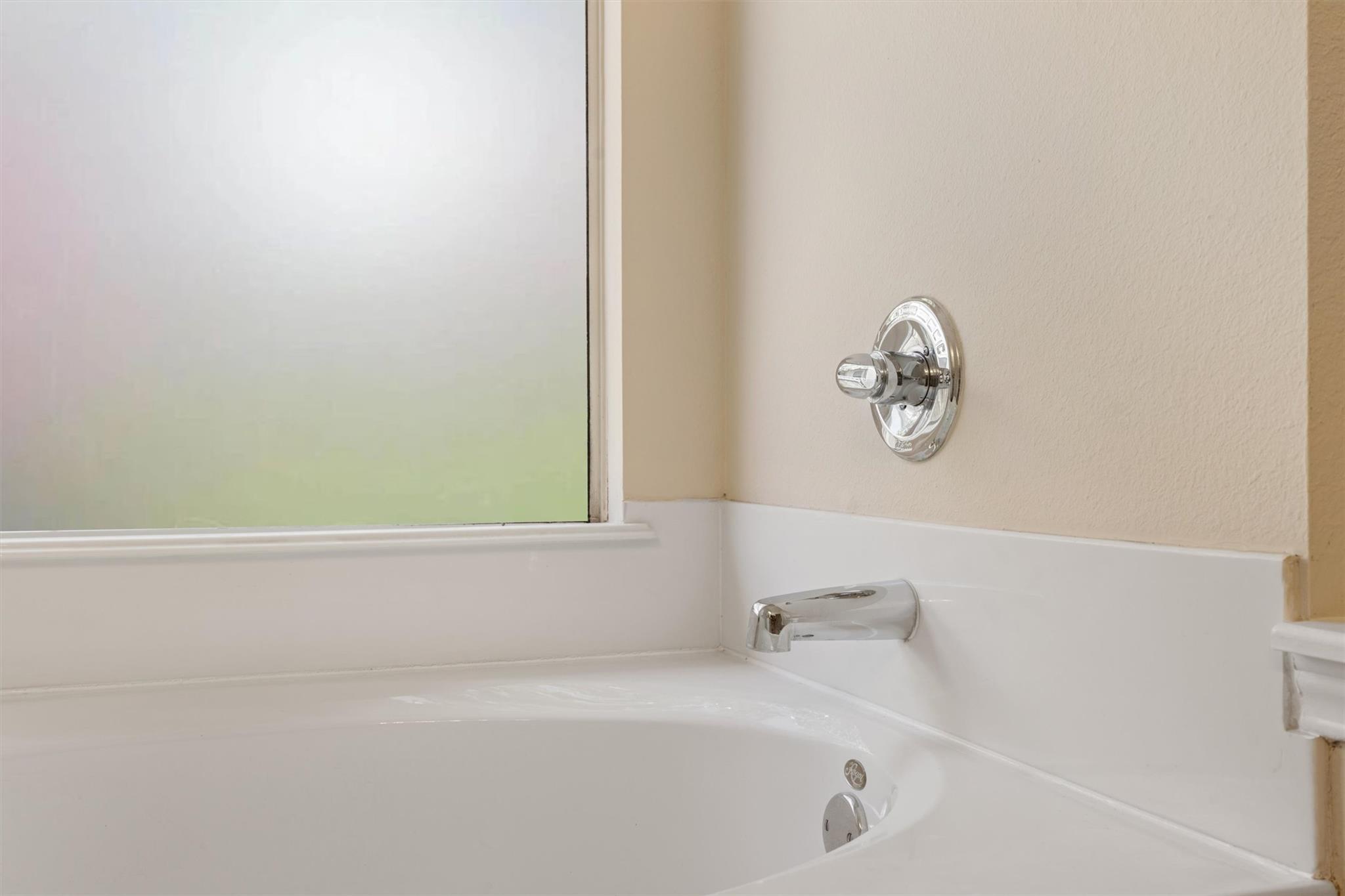 310 Spring Dr, Kyle, TX 78640