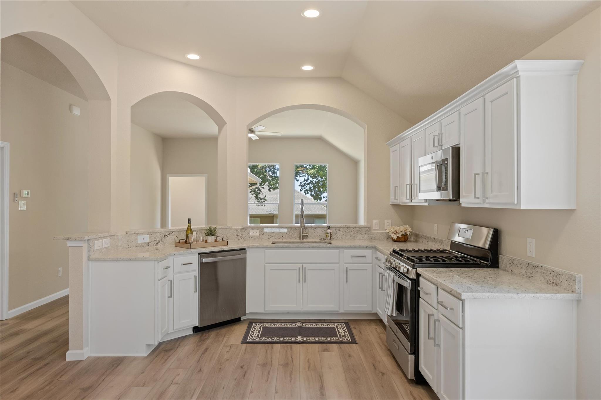 310 Spring Dr, Kyle, TX 78640