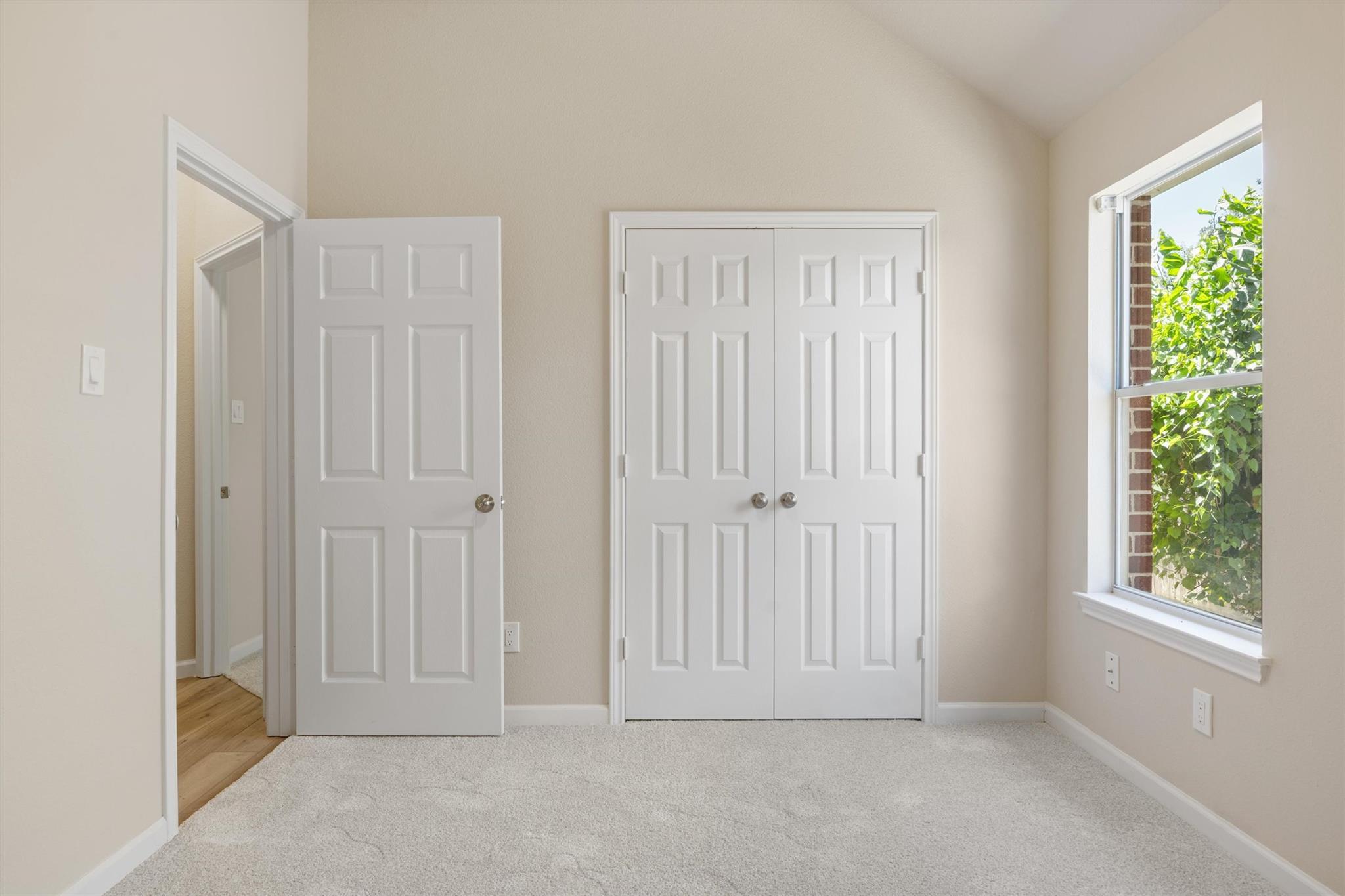 310 Spring Dr, Kyle, TX 78640