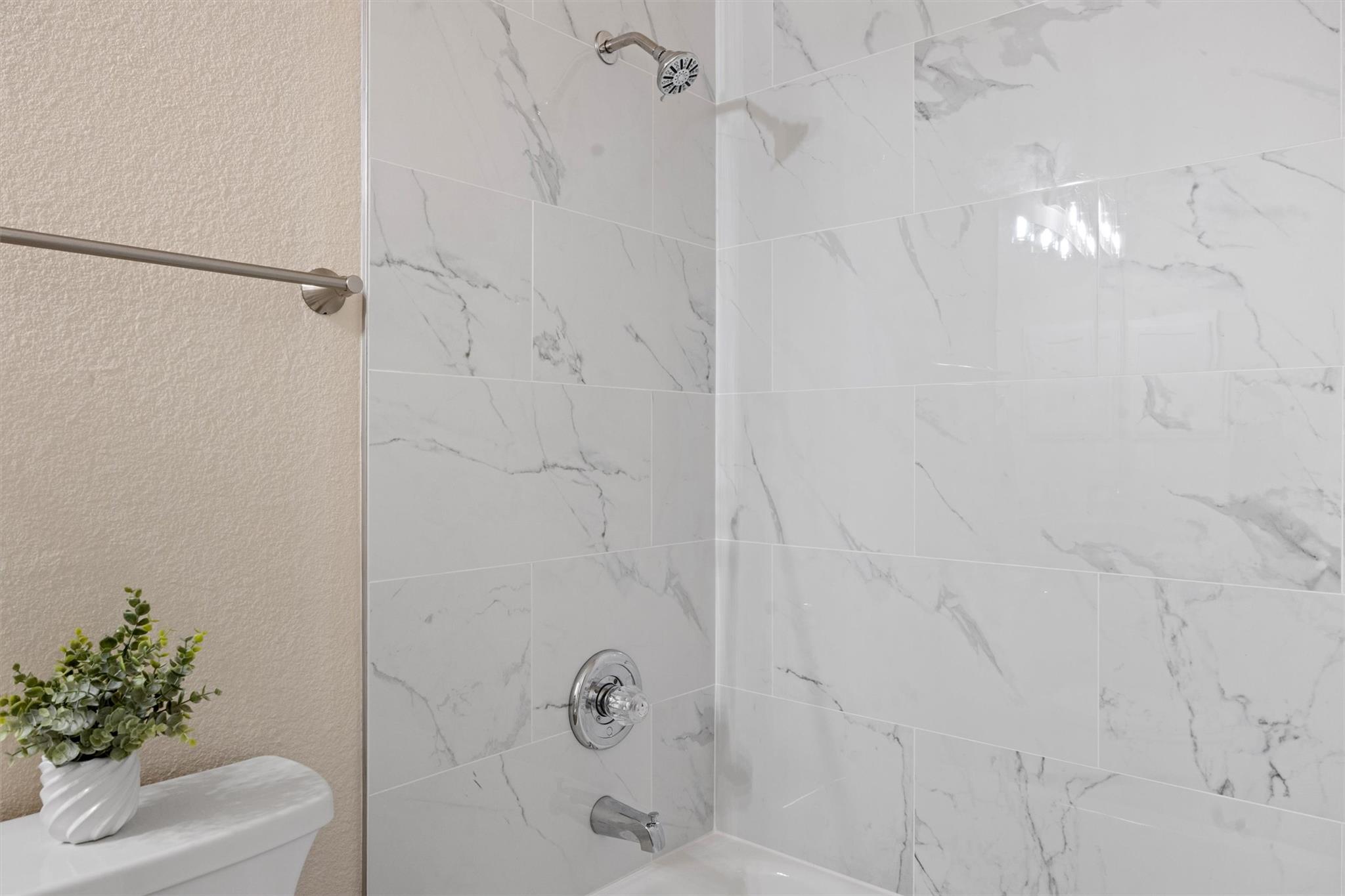 310 Spring Dr, Kyle, TX 78640