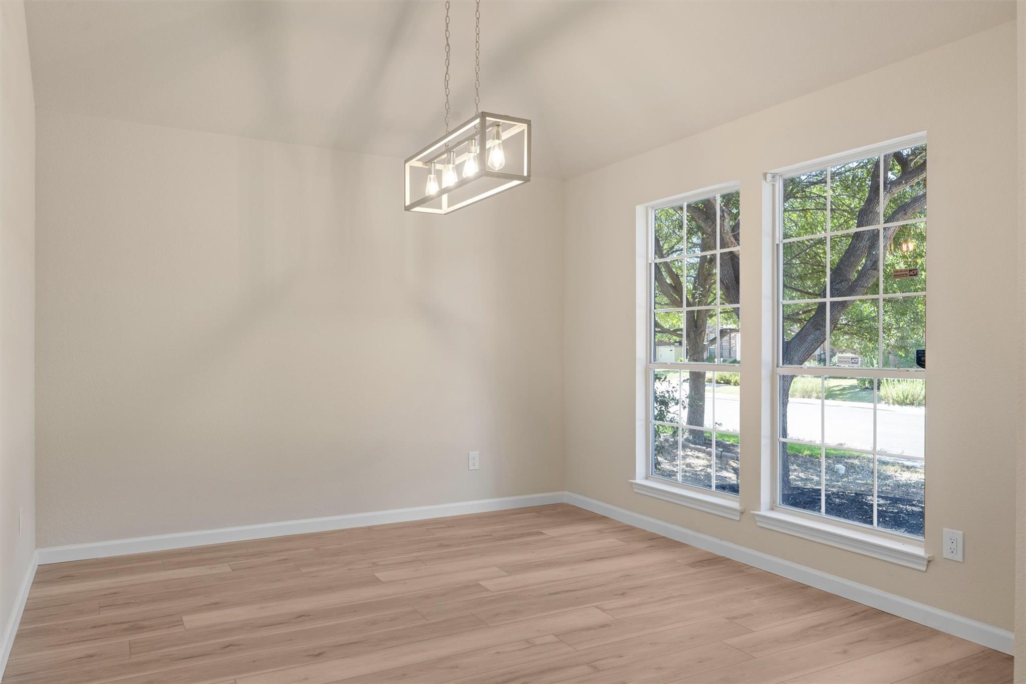 310 Spring Dr, Kyle, TX 78640