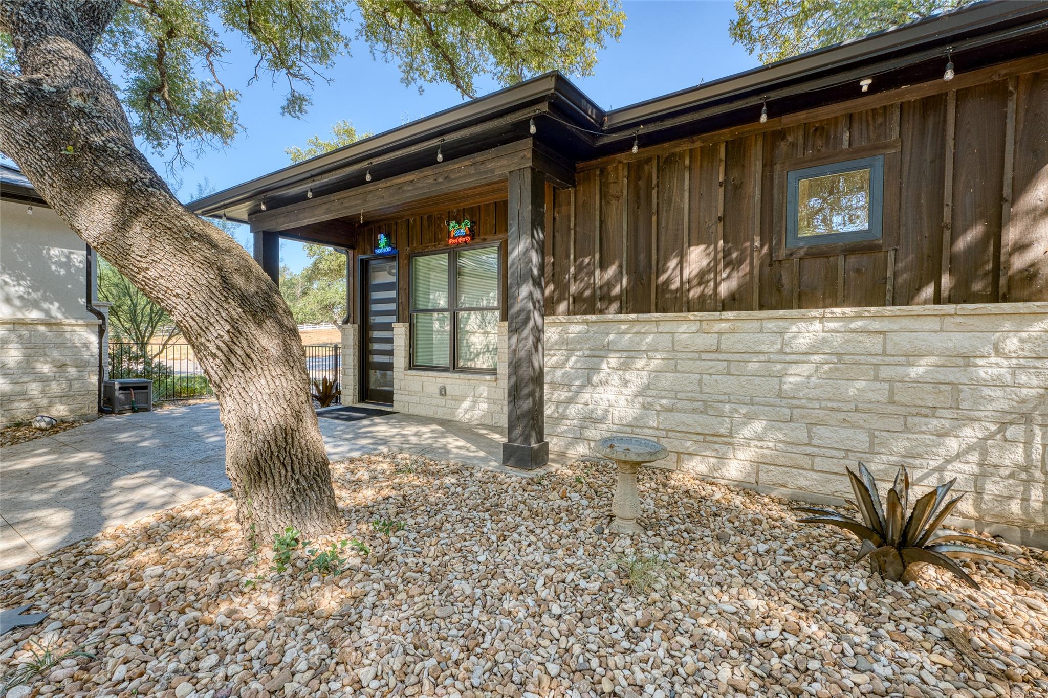 417 Haney Trace, Horseshoe Bay, TX 78657