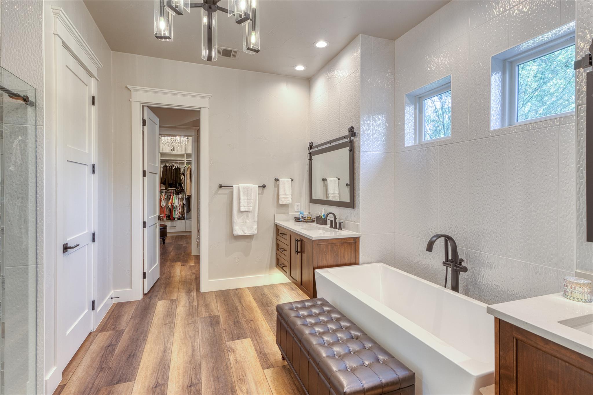 417 Haney Trace, Horseshoe Bay, TX 78657