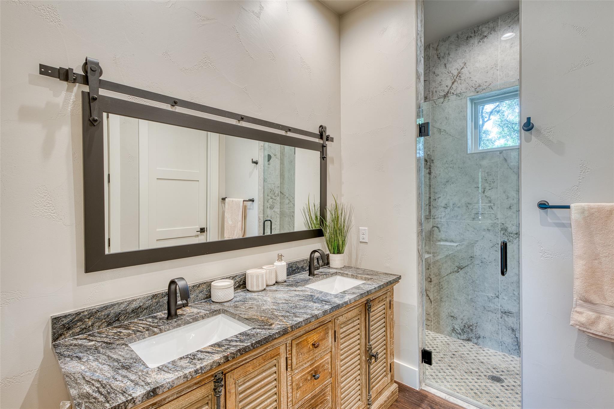 417 Haney Trace, Horseshoe Bay, TX 78657