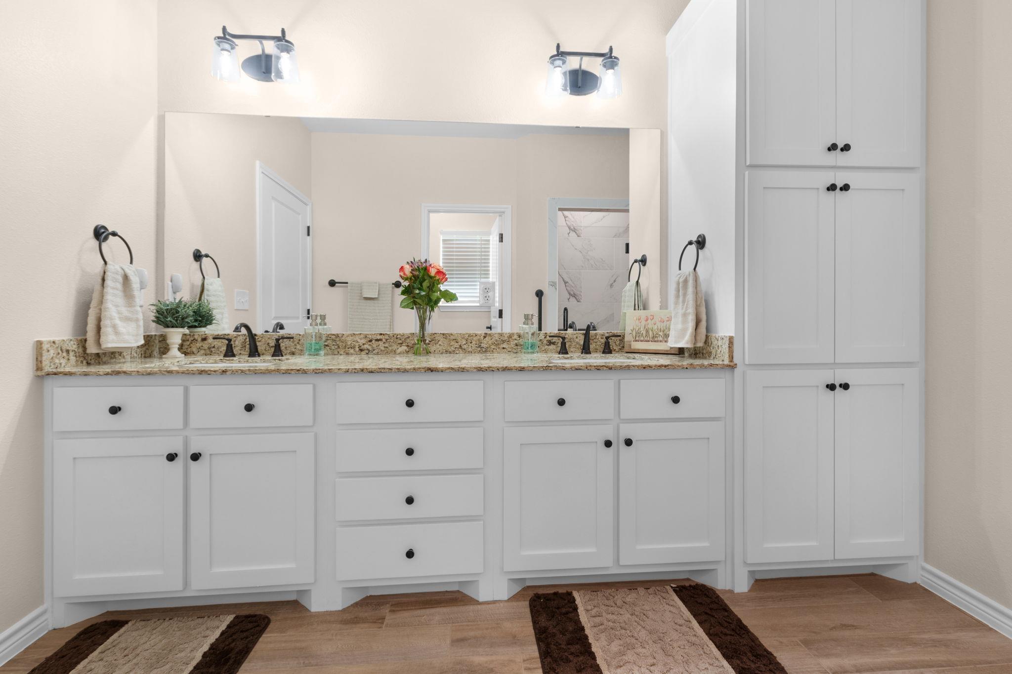 101 Hillside Ln, Lampasas, TX 76550