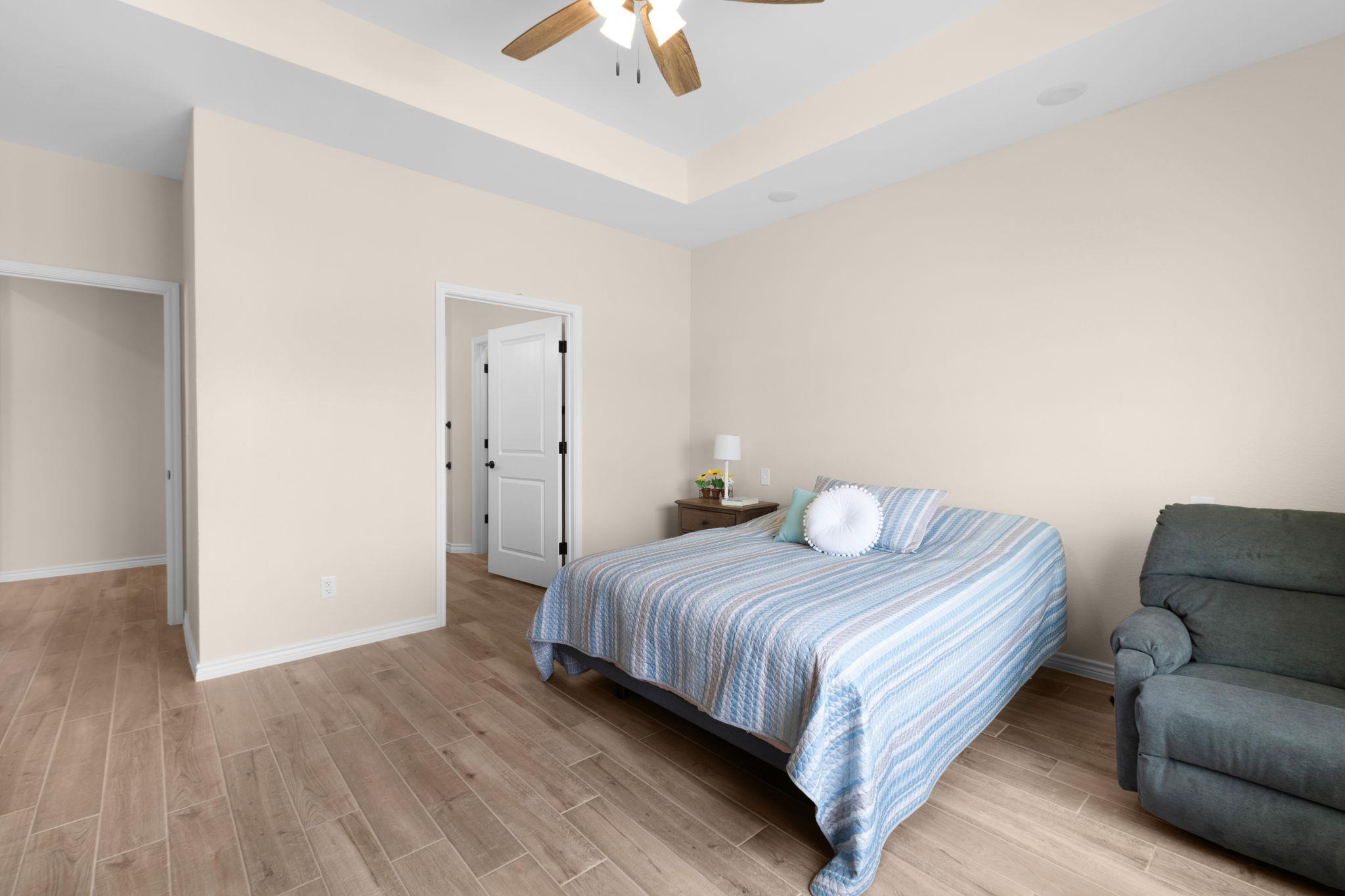 101 Hillside Ln, Lampasas, TX 76550