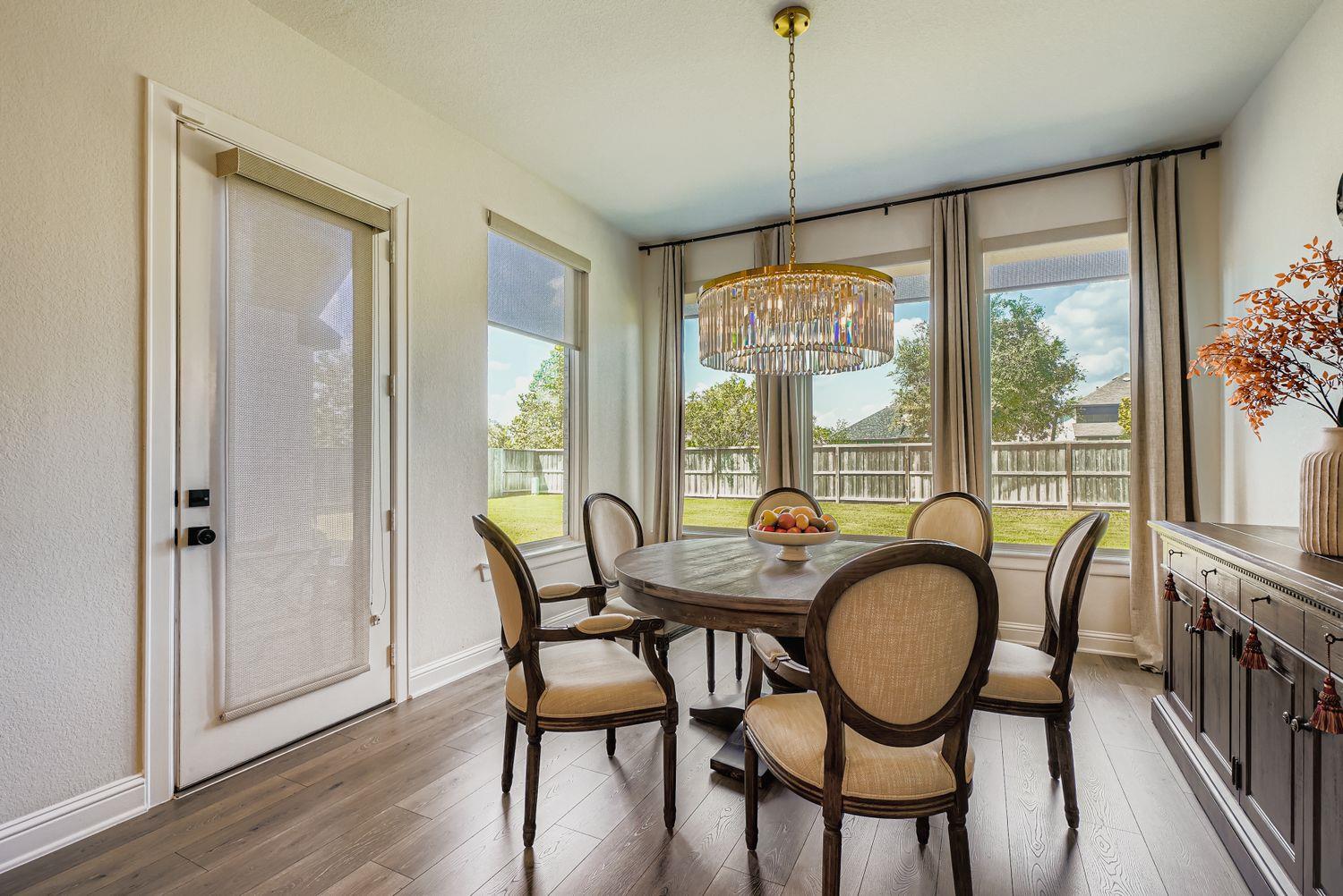 9818 Wright Dr, Manvel, TX 77578