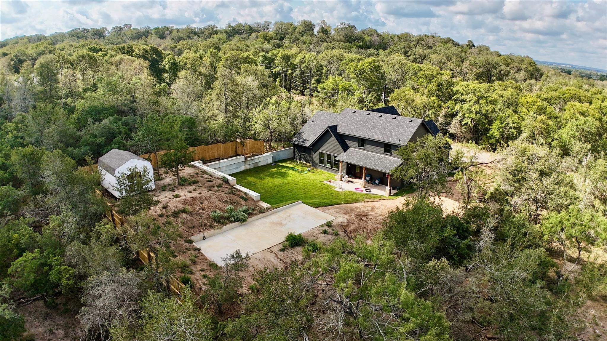 280 Bali Hai Ln, Bastrop, TX 78602