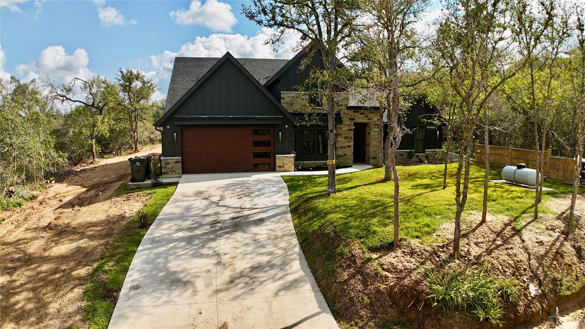 280 Bali Hai Ln, Bastrop, TX 78602