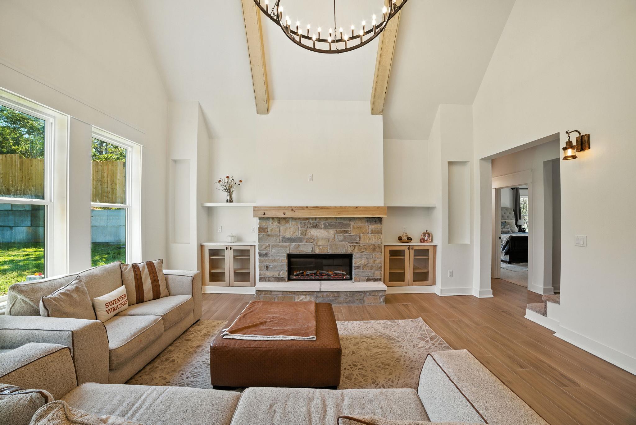 280 Bali Hai Ln, Bastrop, TX 78602