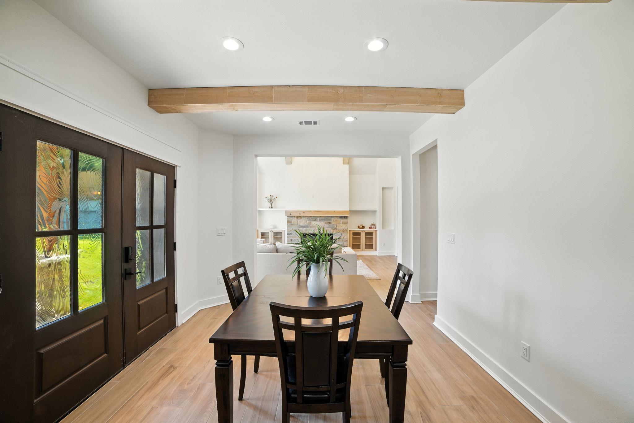 280 Bali Hai Ln, Bastrop, TX 78602