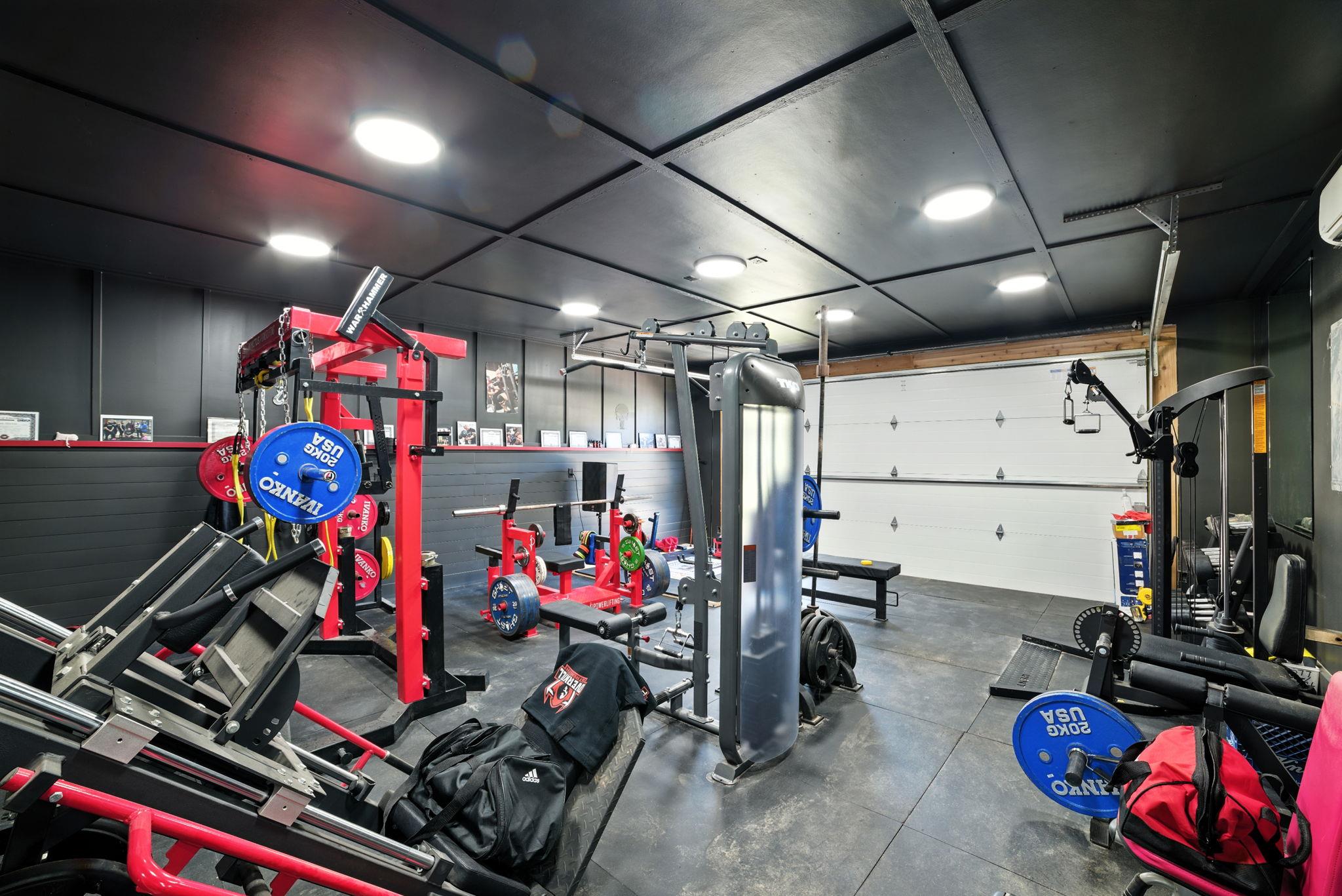 280 Bali Hai Ln, Bastrop, TX 78602