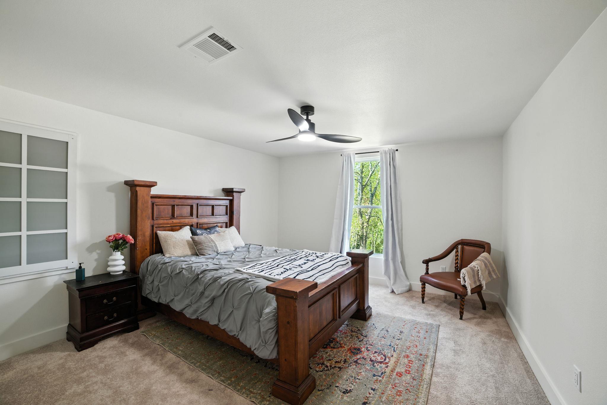 280 Bali Hai Ln, Bastrop, TX 78602