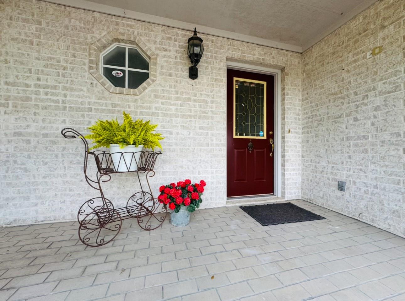 608 Mogonye Ln, Elgin, TX 78621